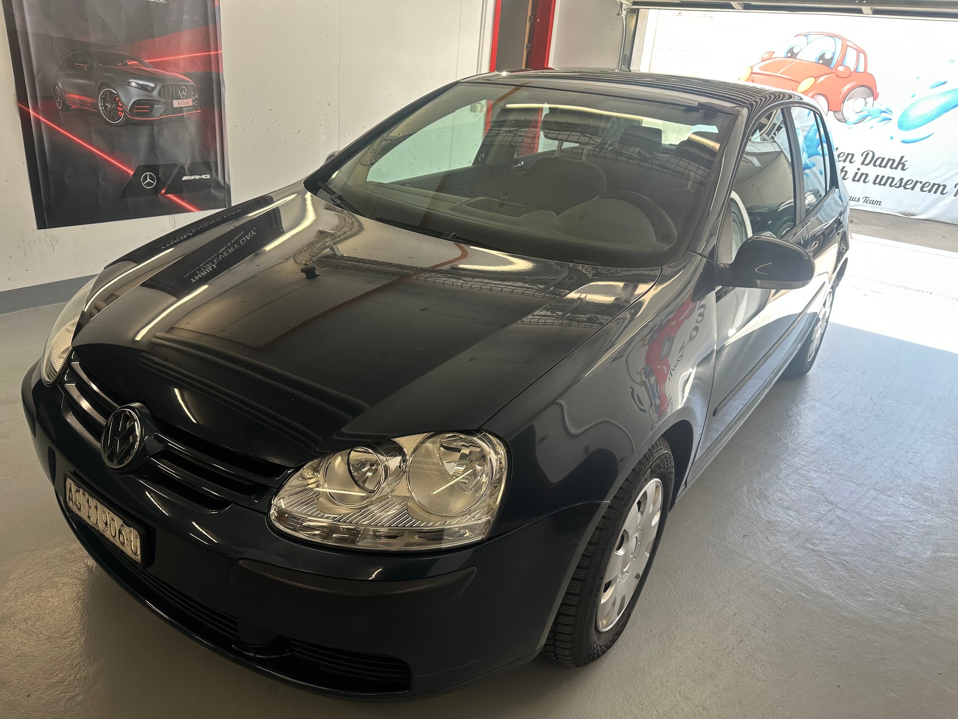 VW Golf 1.6 FSI Sportline-image-1