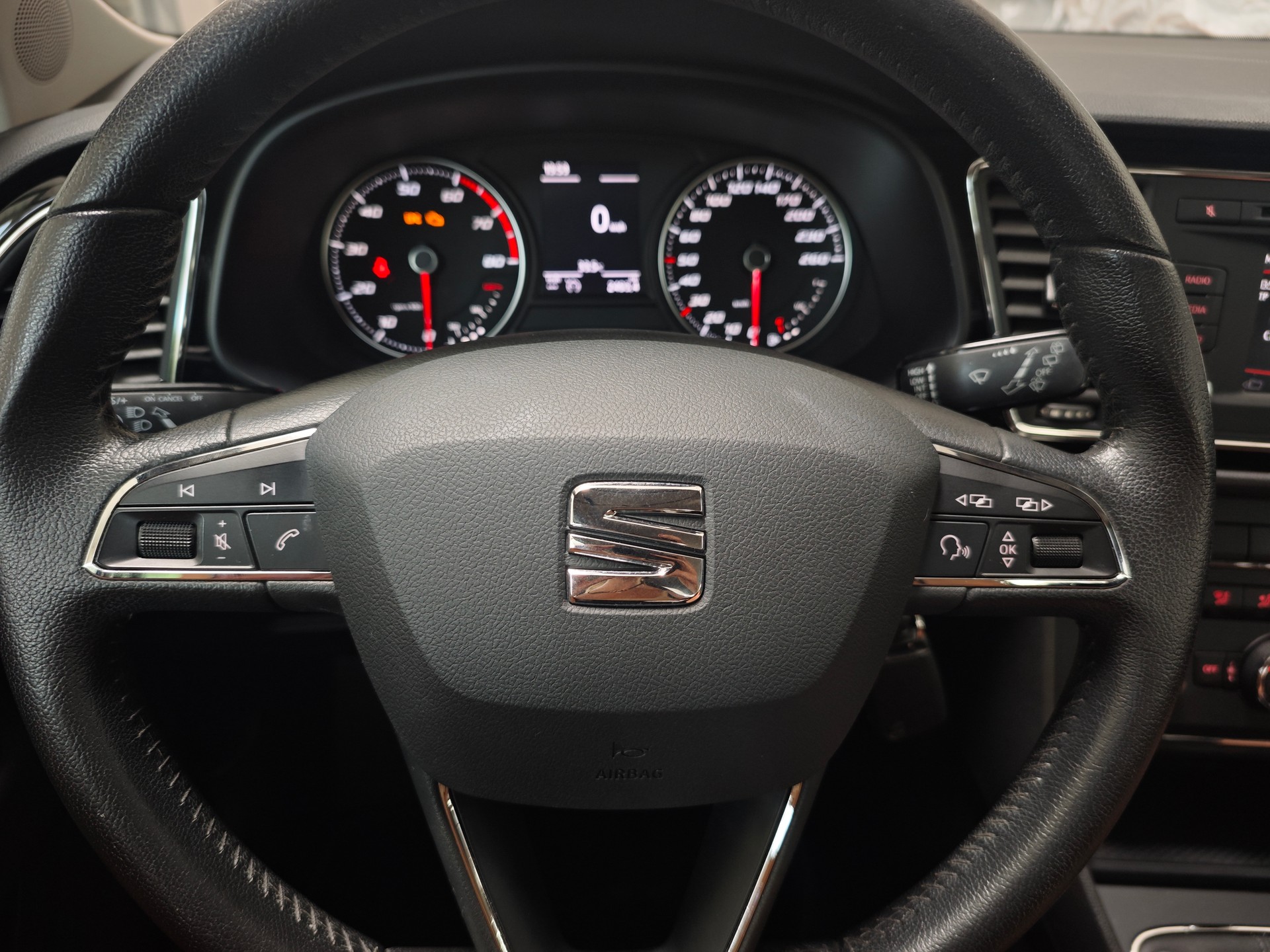 SEAT Leon 1.4 TSI Style-image-11
