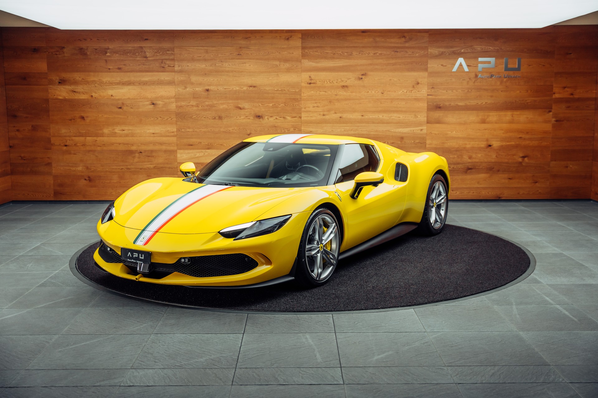 FERRARI 296 GTB Giallo Modena-showroom-element-3