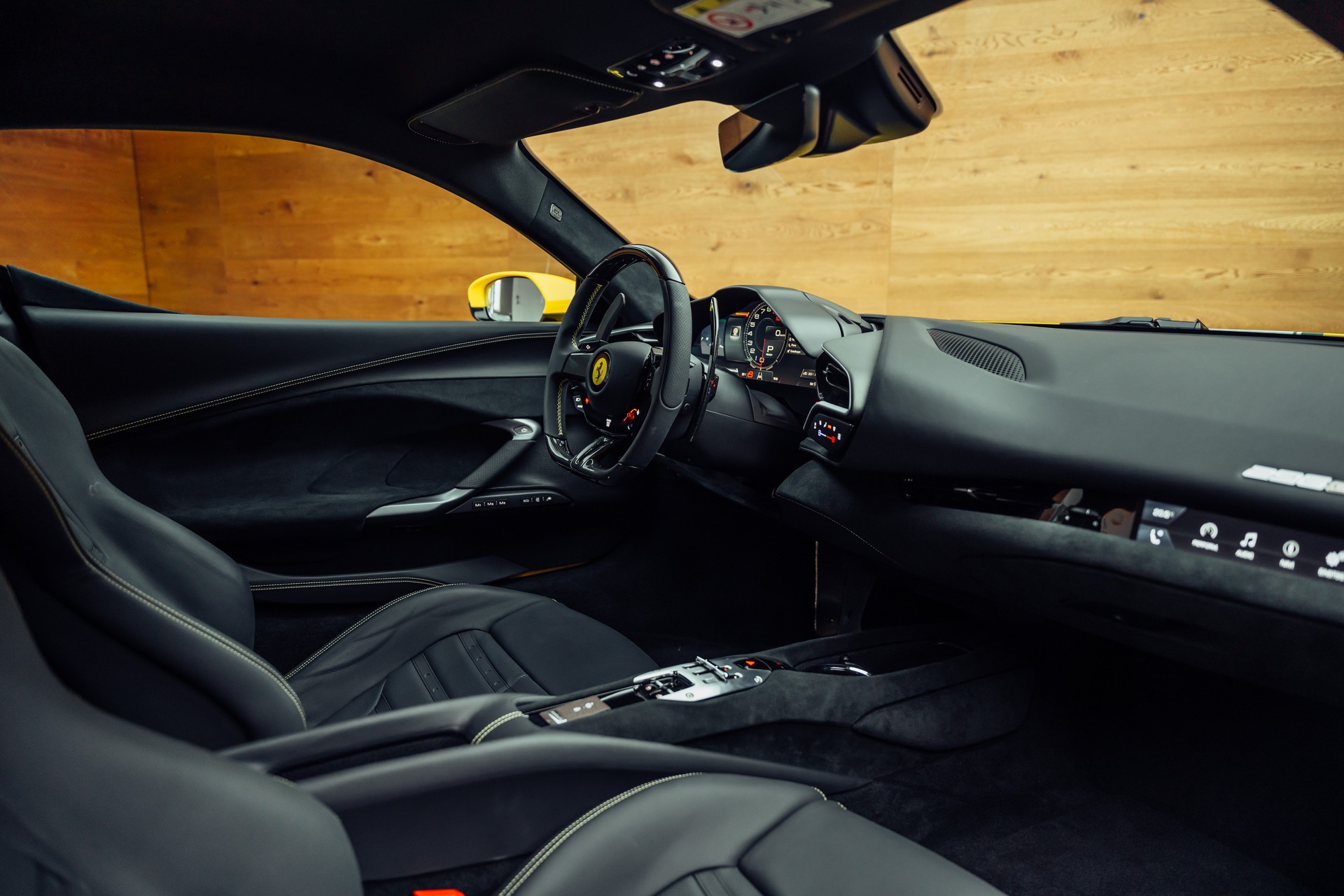 FERRARI 296 GTB Giallo Modena-image-5