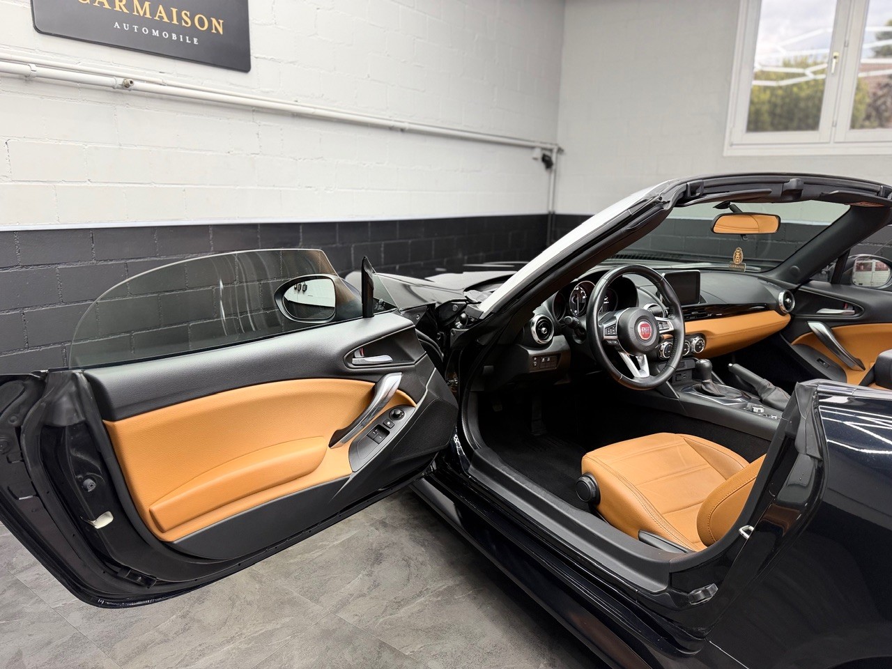 FIAT 124 Spider 1.4 TB Lusso | Rückfahrkamera | Cabrio - ideales Sommerfahrzeug aus 1. Hand-image-11