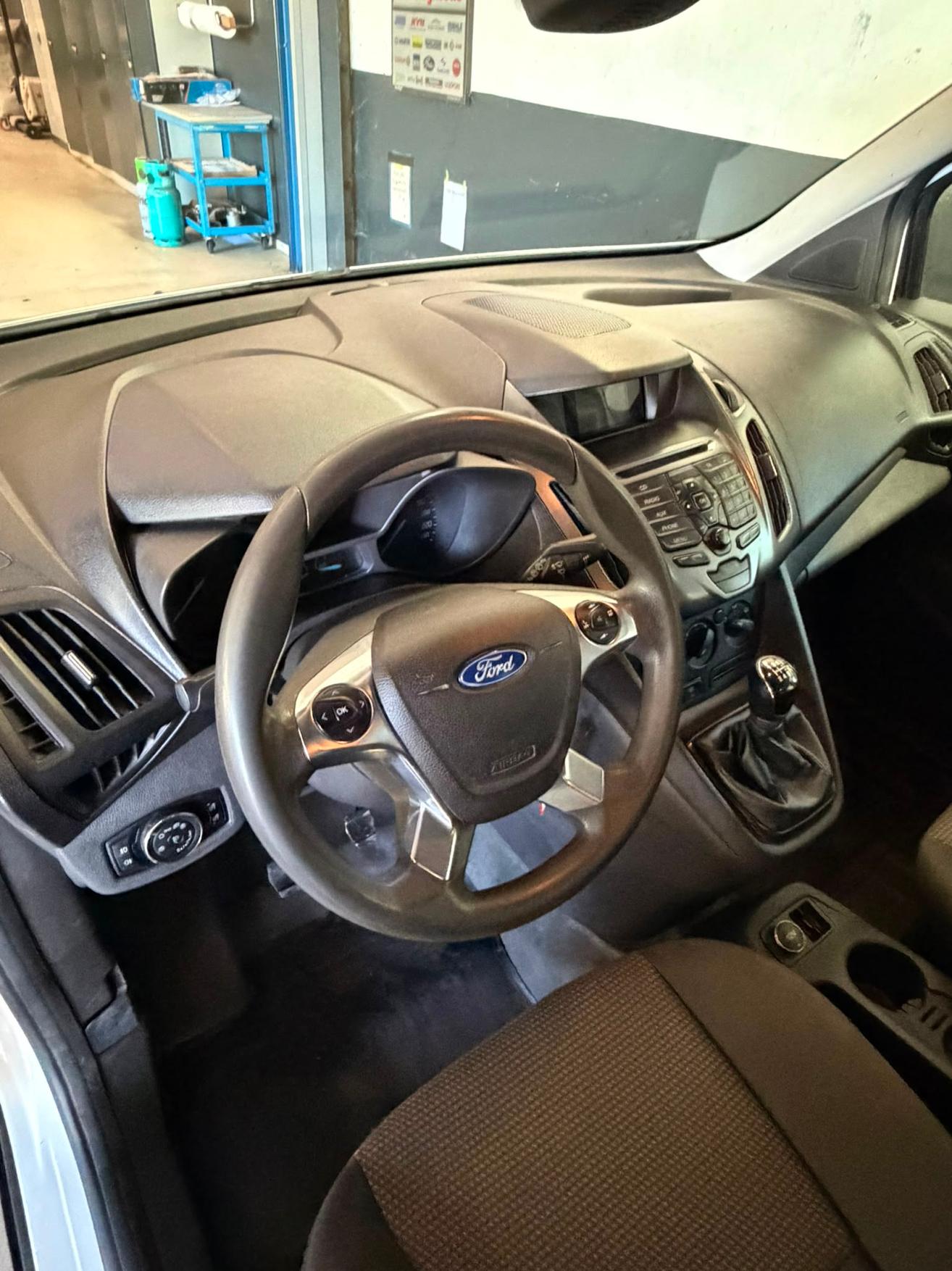 FORD Transit Connect Kombi 220 L1 1.5 TDCi 100 5,Plätzer Ambiente-image-15