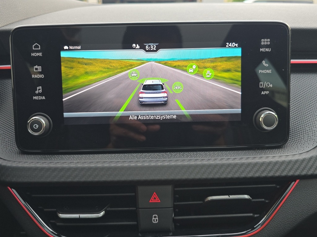 SKODA Kamiq 1.5 TSI Monte Carlo DSG-image-17