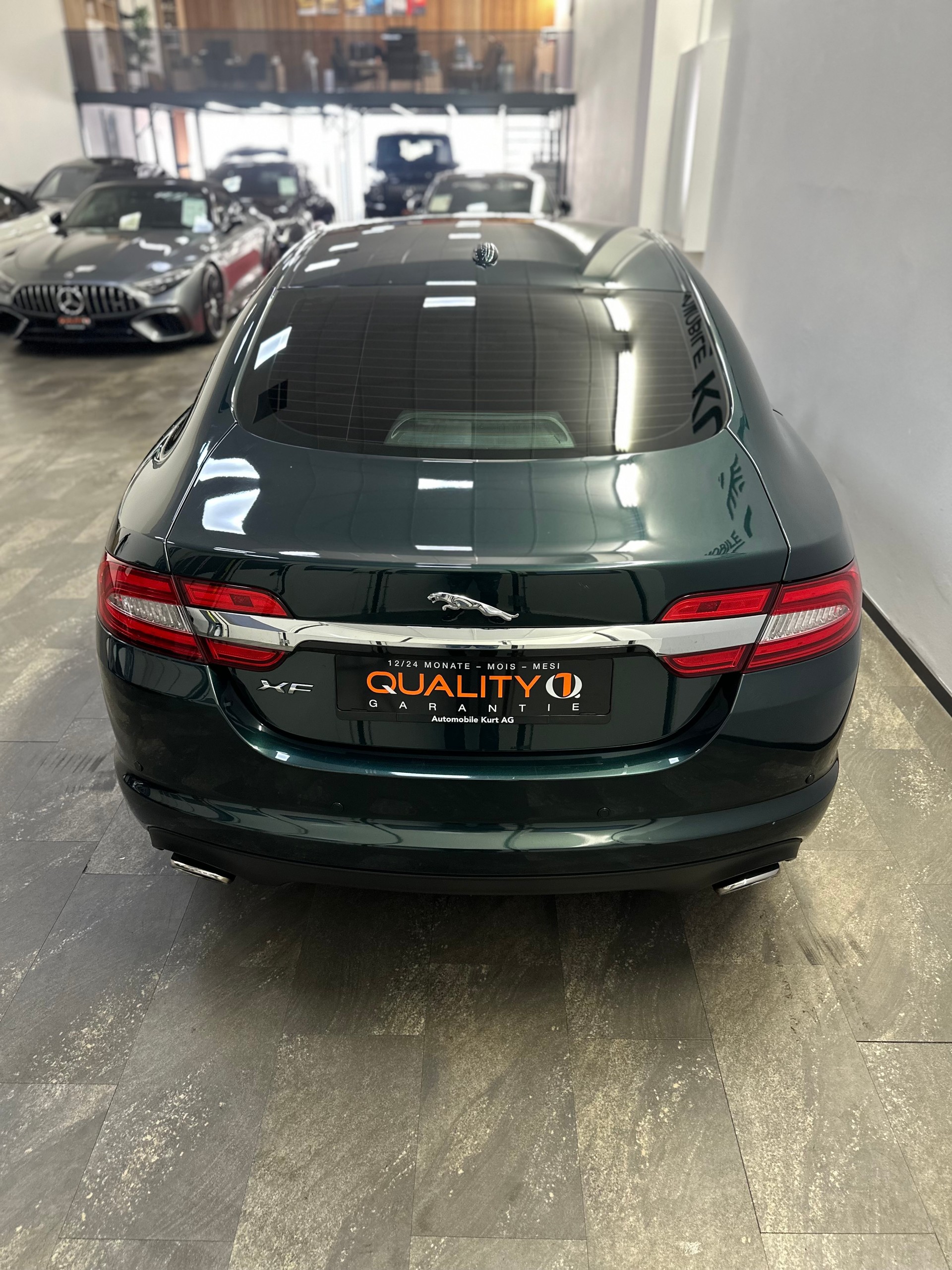 JAGUAR XF 3.0d V6 Luxury-image-4
