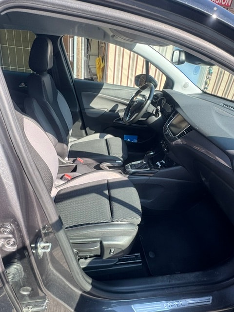 OPEL Crossland X 1.2i Ultimate Automatik-image-9