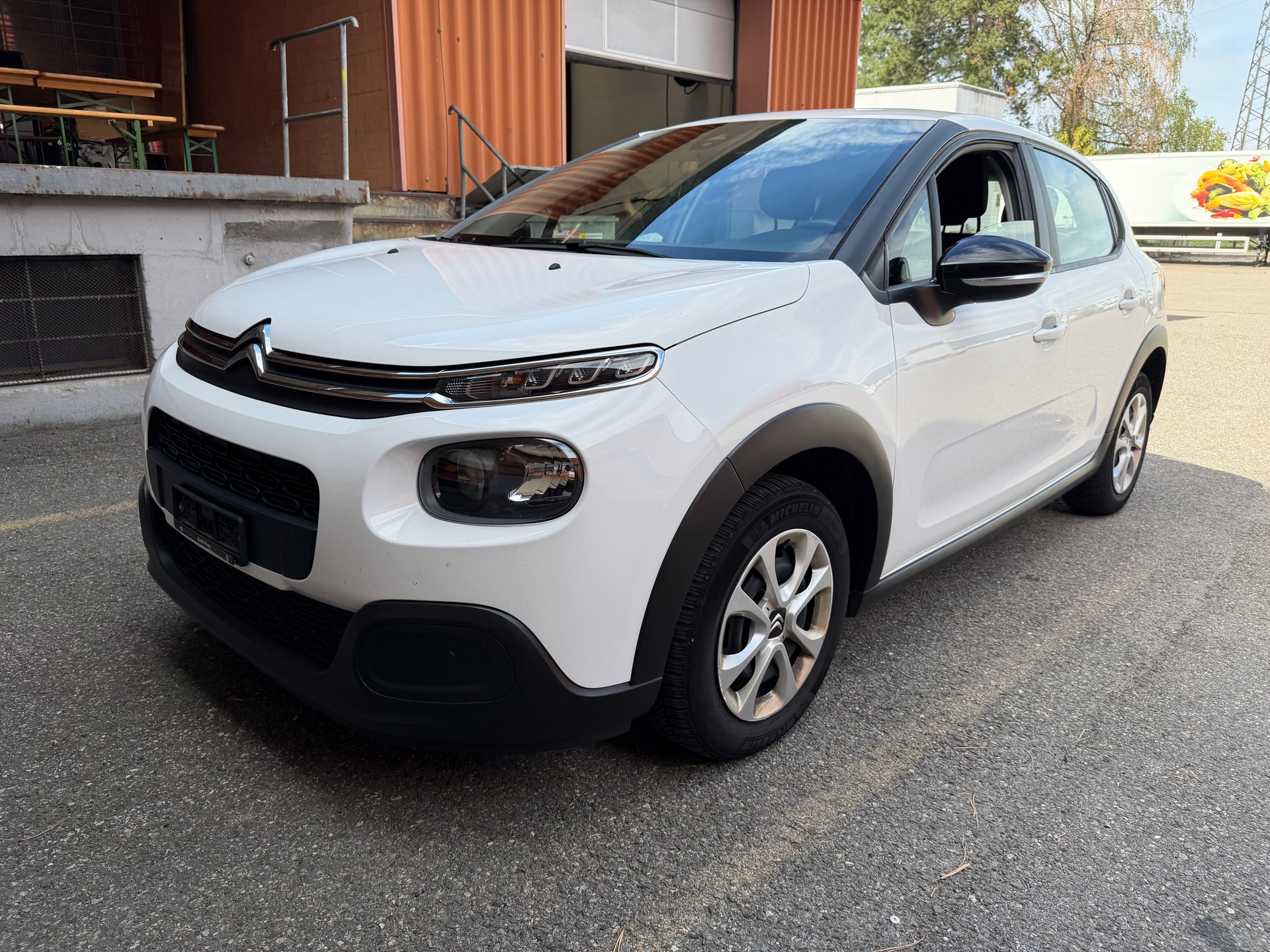 CITROEN C3 1.2i PureTech Feel-image-1