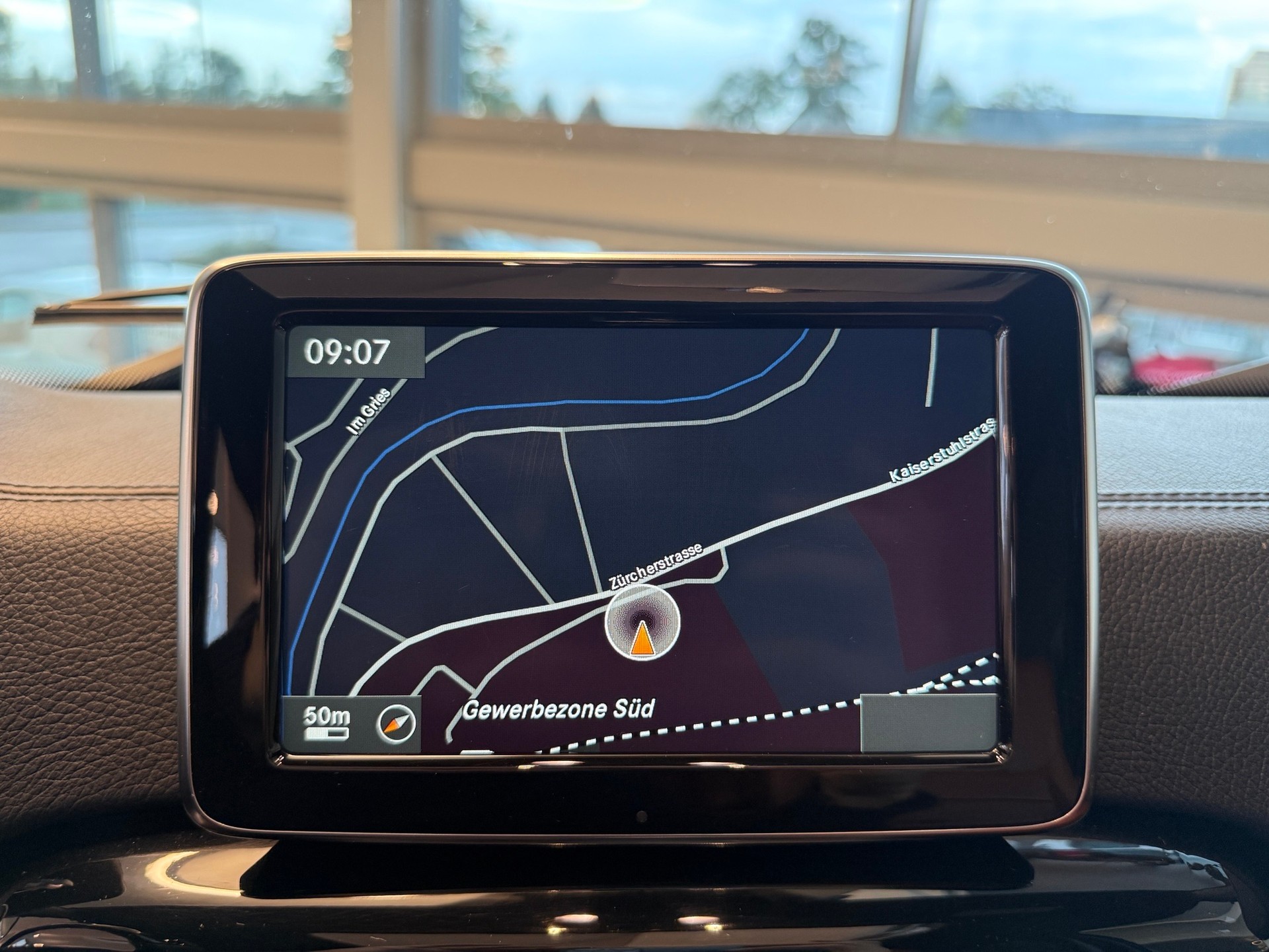 MERCEDES-BENZ G 500 7G-Tronic-image-30