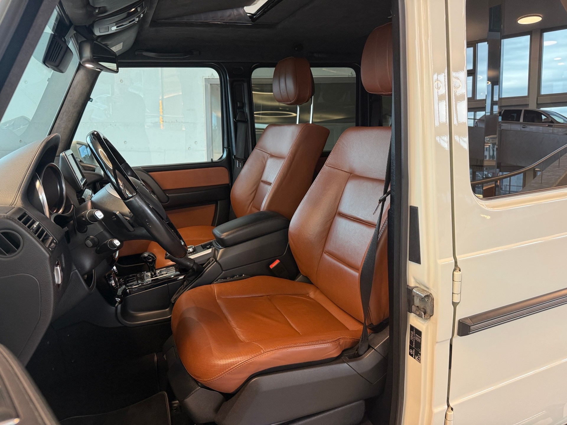 MERCEDES-BENZ G 500 7G-Tronic-image-7