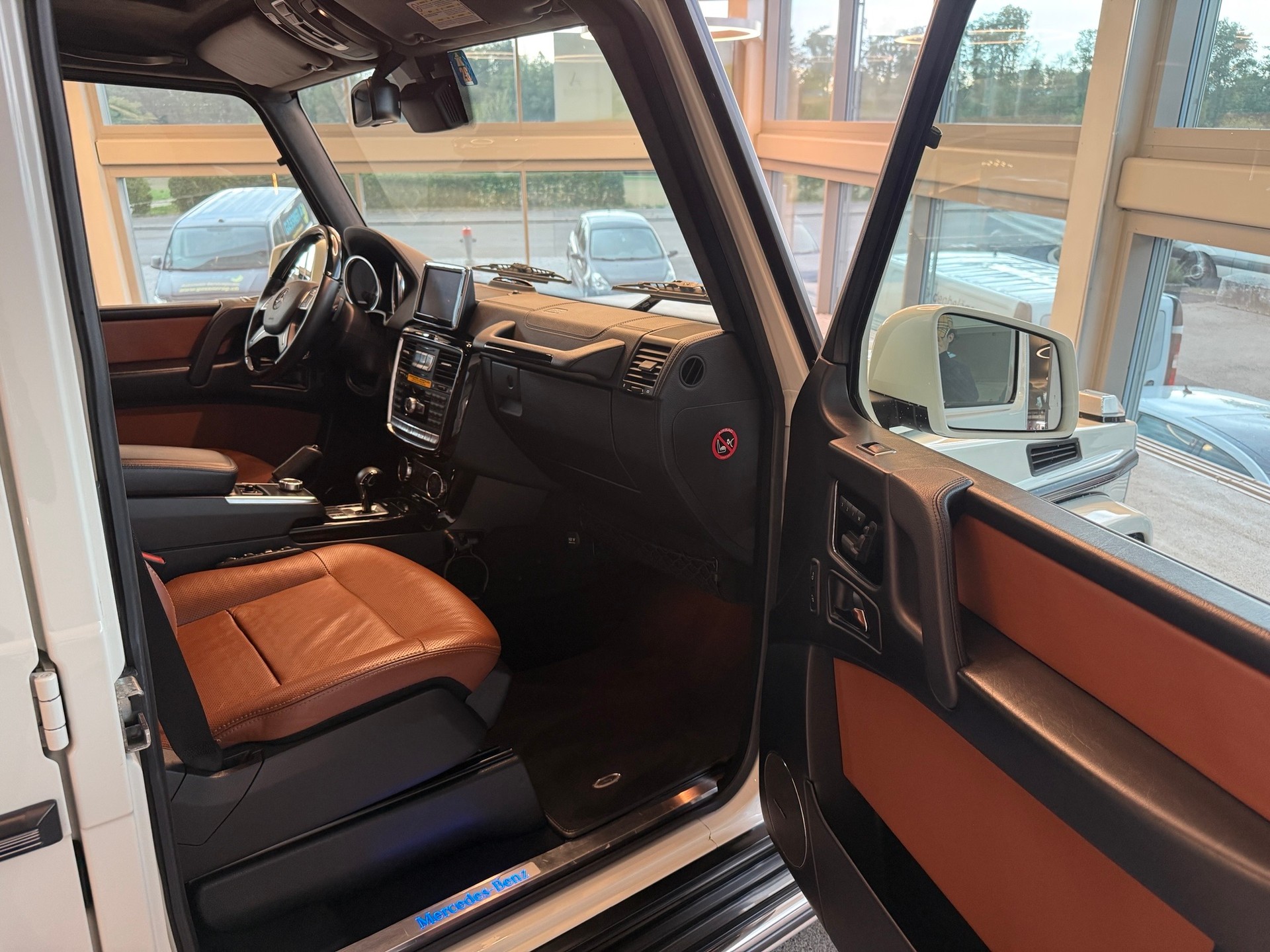 MERCEDES-BENZ G 500 7G-Tronic-image-10