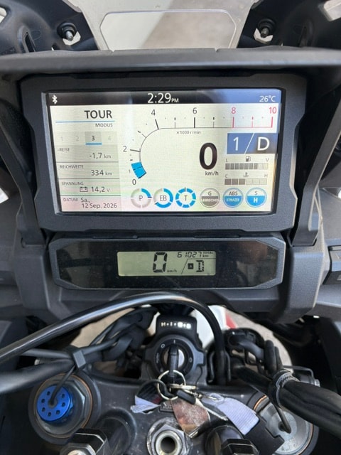 HONDA D4-image-5