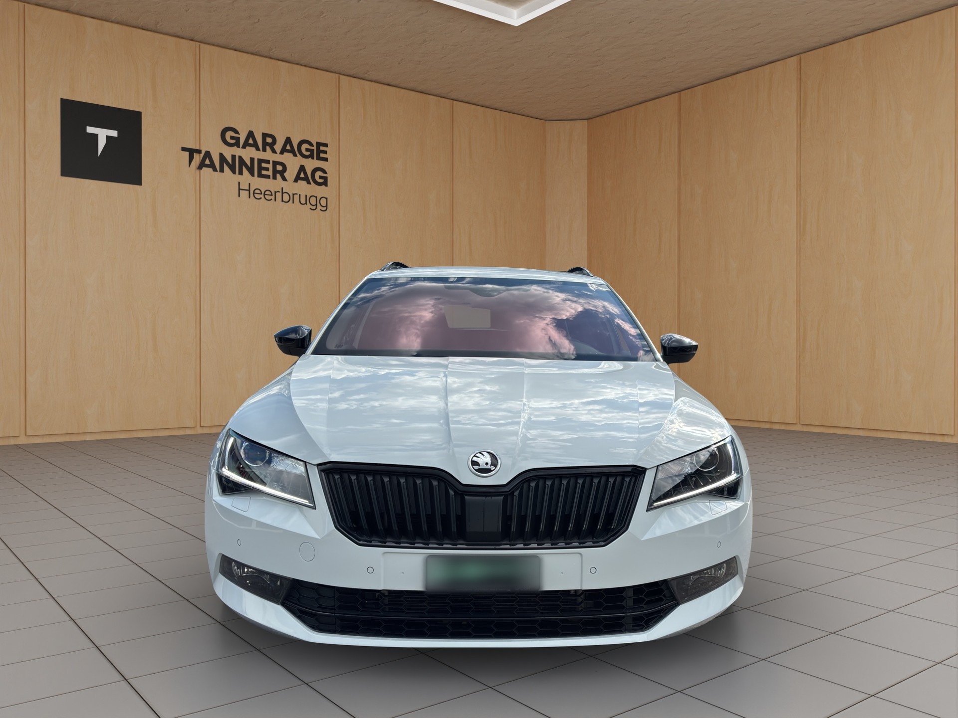 SKODA Superb Combi 2.0 TSI SportLine+ DSG 4x4-showroom-element-1