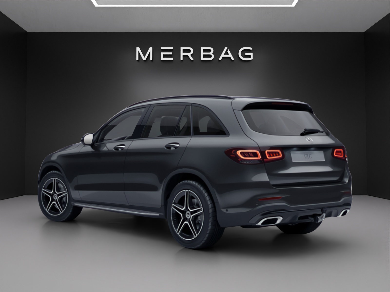MERCEDES-BENZ GLC 200 AMG Line 4Matic 9G-Tronic-image-3