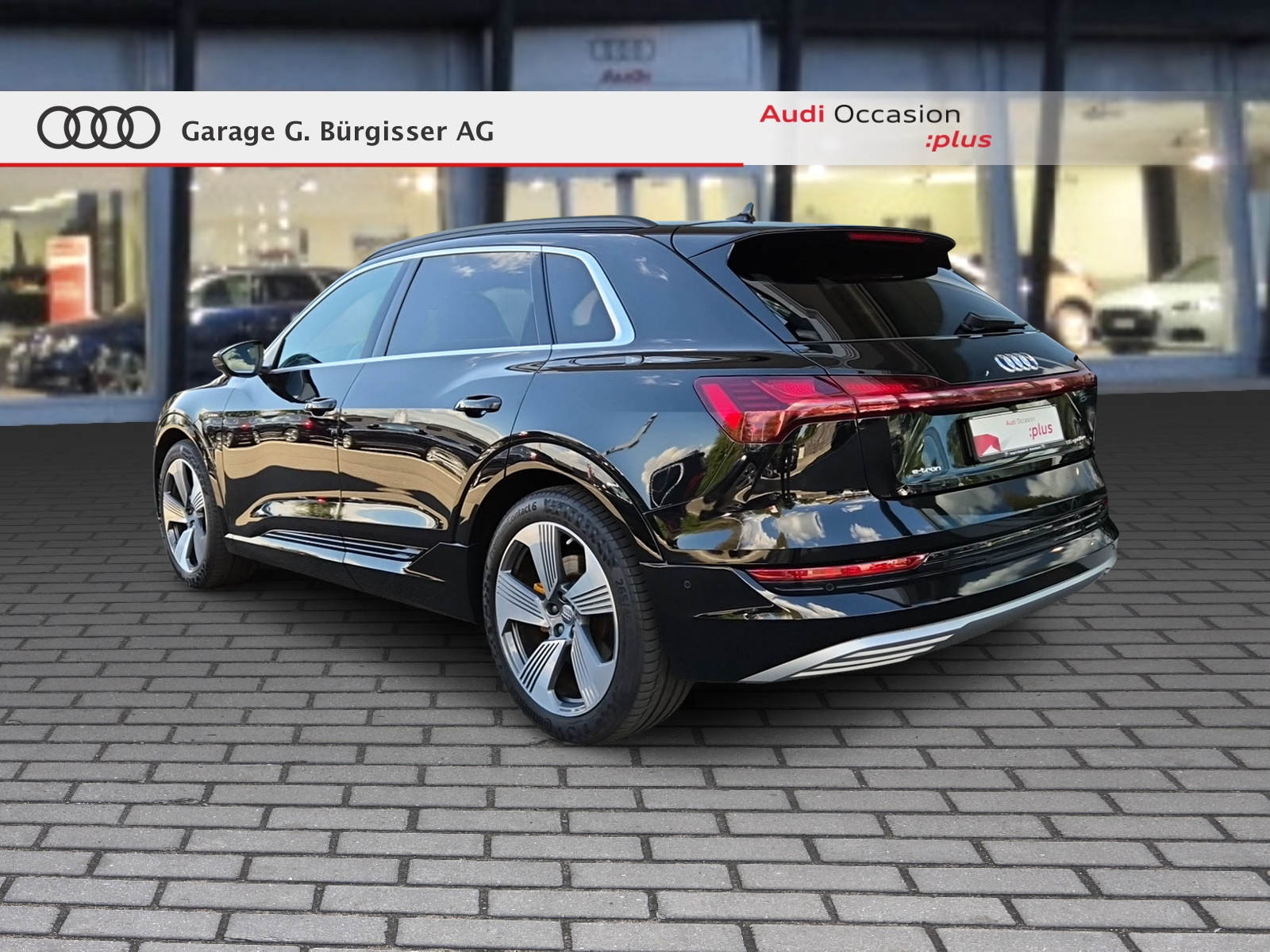 AUDI e-tron 55 Advanced quattro Mythosschwar Metallic-showroom-element-3