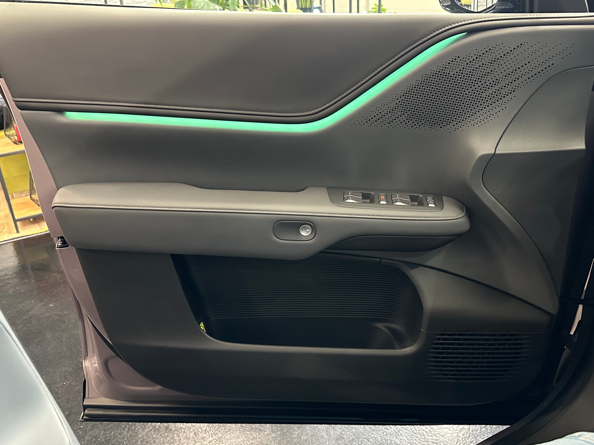 XPENG G6 80kWh Performance AWD-image-24