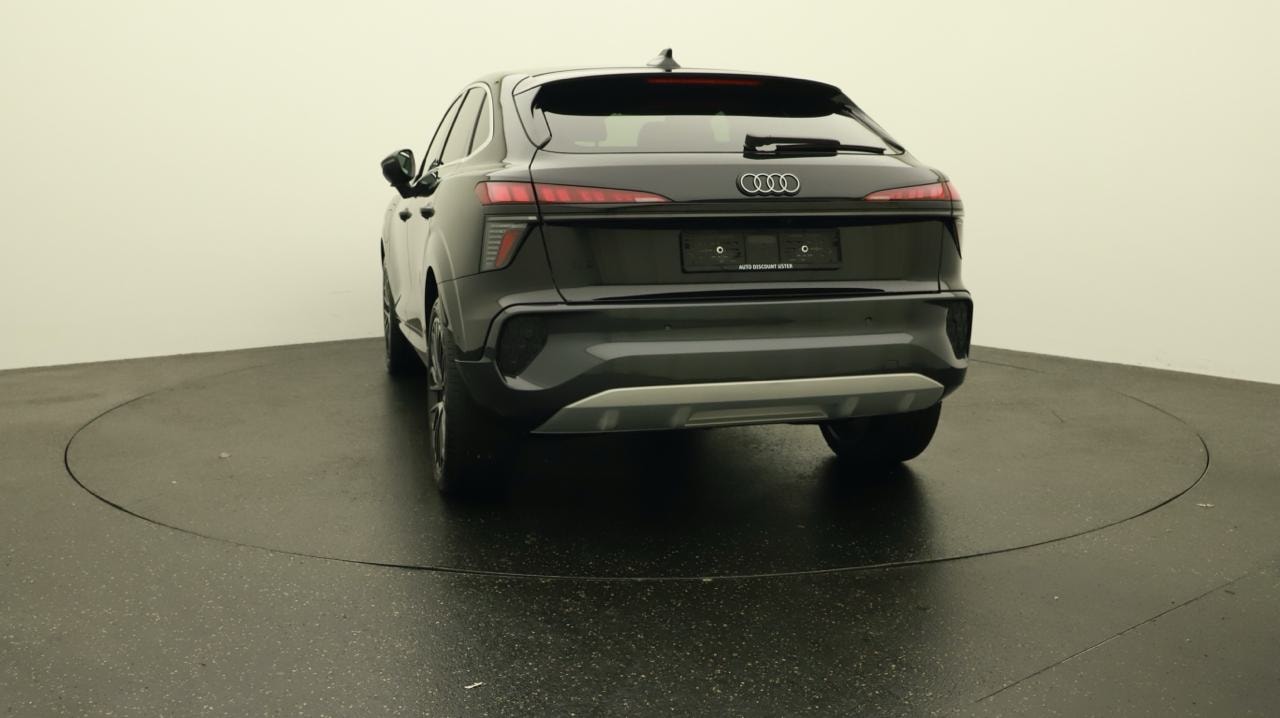 AUDI Q3 Sportback e-hybrid 200 kW S tronic-showroom-element-3