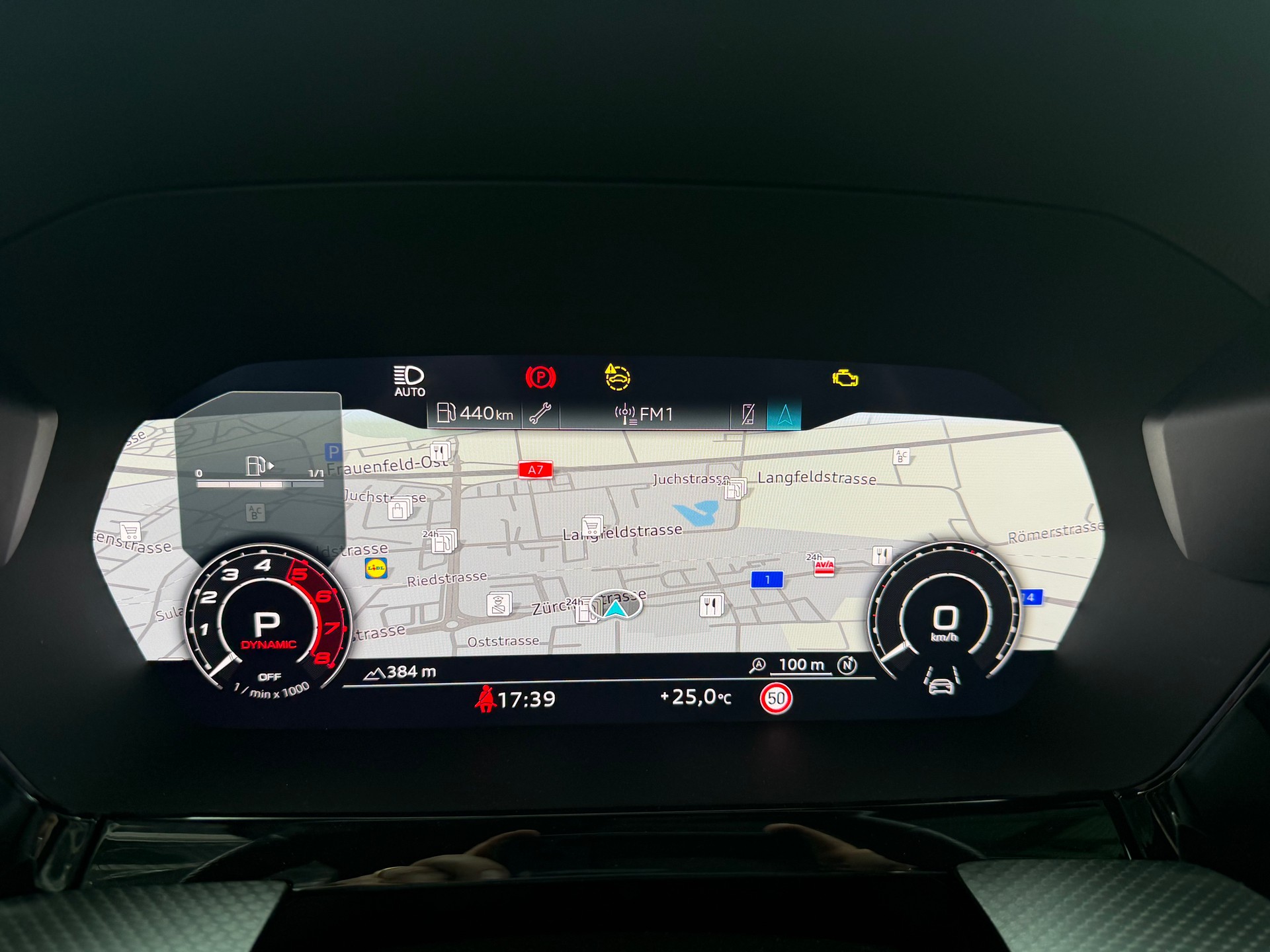 AUDI RS3 Sportback 2.5 TSI quattro S-tronic*Panoramadach*-image-13