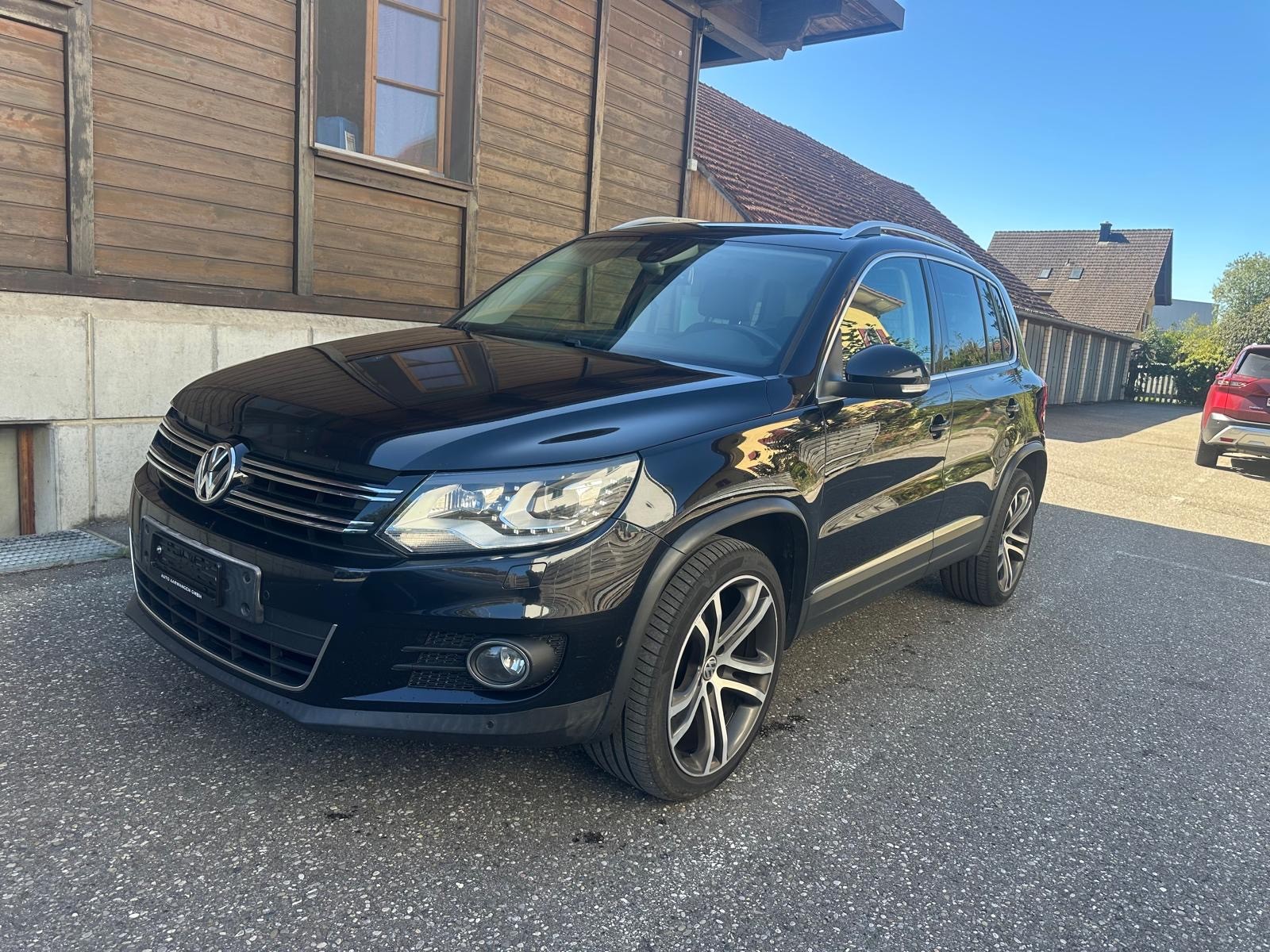 VW Tiguan 2.0 TSI Sport&Style 4Motion DSG-showroom-element-1