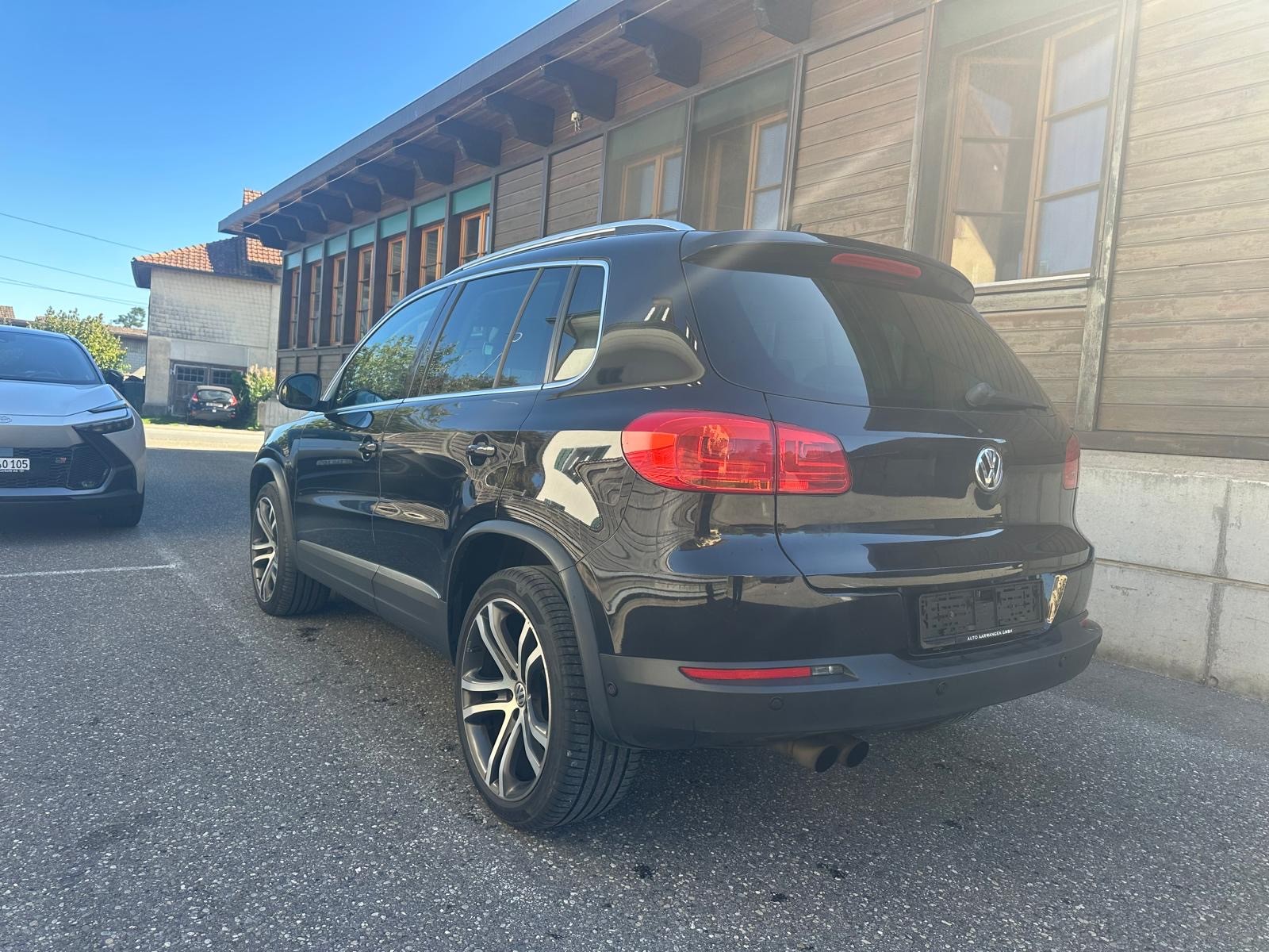VW Tiguan 2.0 TSI Sport&Style 4Motion DSG-showroom-element-3