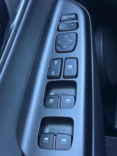 HYUNDAI Kona 1.6 GDi HEV Vertex DCT-image-23