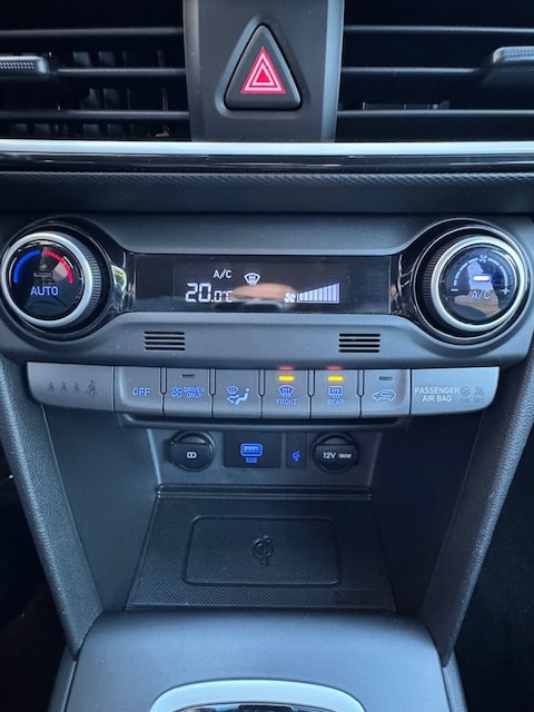 HYUNDAI Kona 1.6 GDi HEV Vertex DCT-image-15