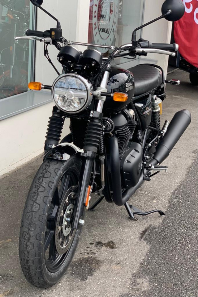 ROYAL ENFIELD Interceptor 650 Custom Black Ray-image-12