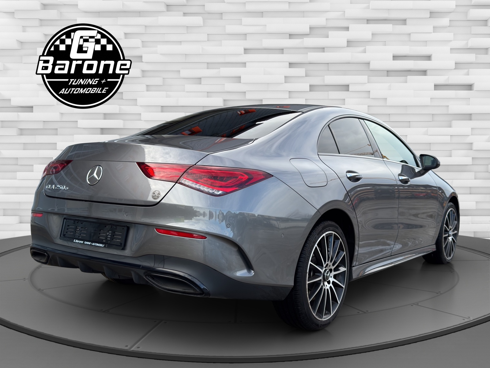 MERCEDES-BENZ CLA 250 e AMG Line 8G-DCT-image-4