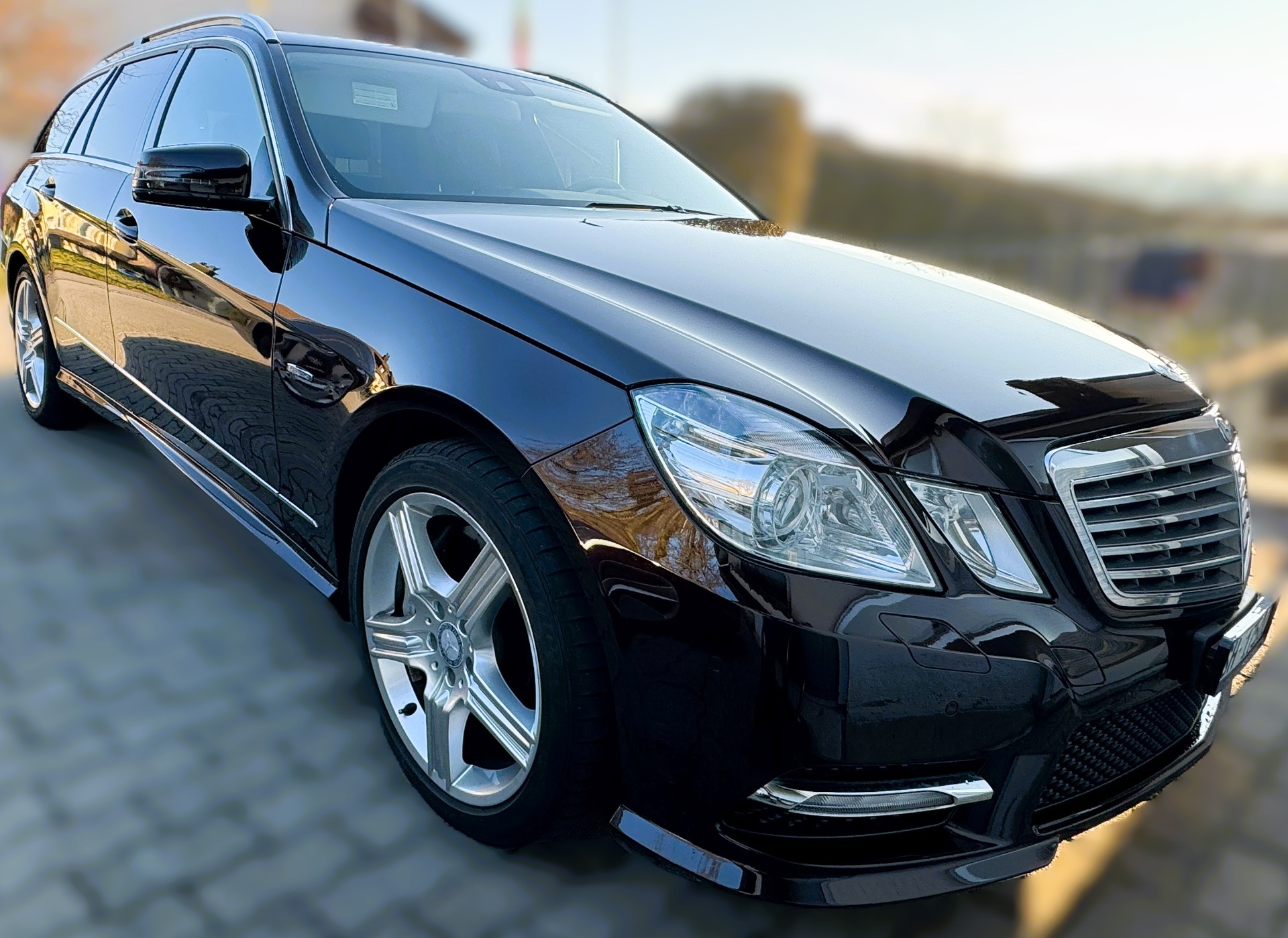 MERCEDES-BENZ E 500 CGI Avantgarde 4Matic 7G-Tronic-image-5