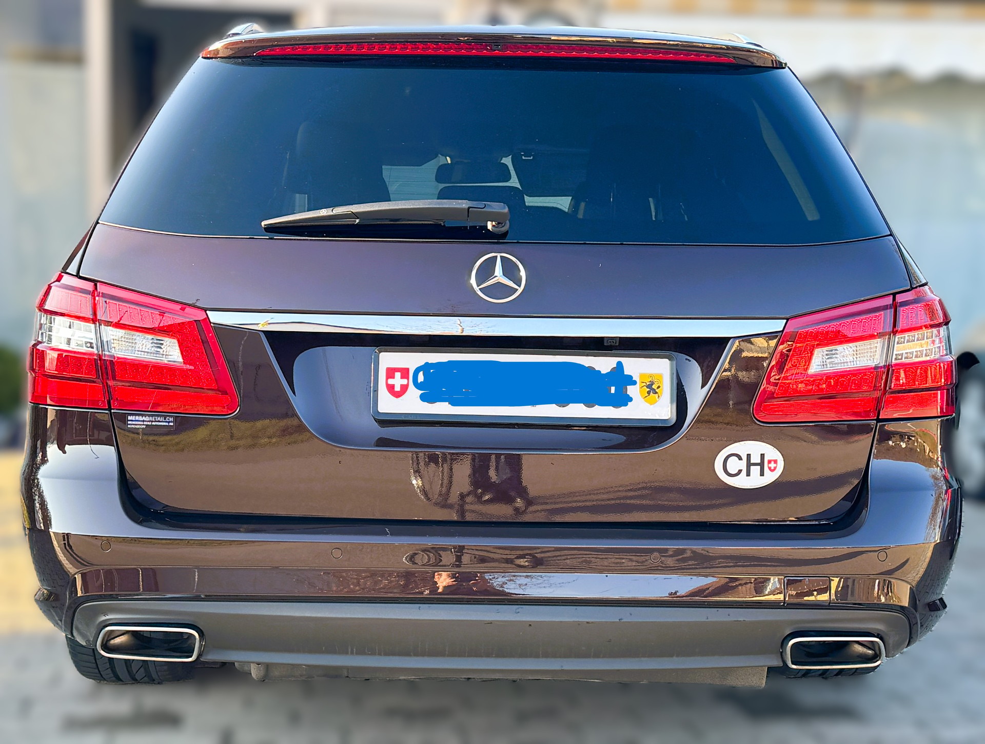 MERCEDES-BENZ E 500 CGI Avantgarde 4Matic 7G-Tronic-image-2