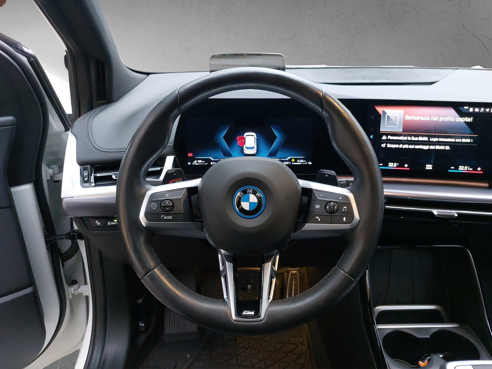 BMW 230e xDrive Active Tourer M Sport-image-12