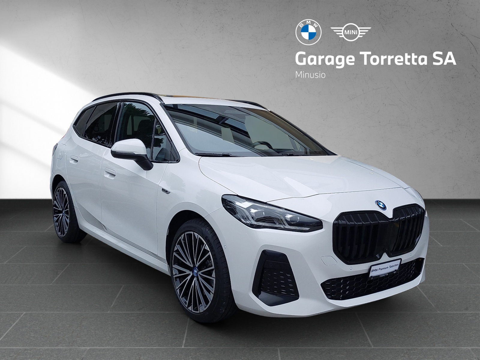 BMW 230e xDrive Active Tourer M Sport-image-6