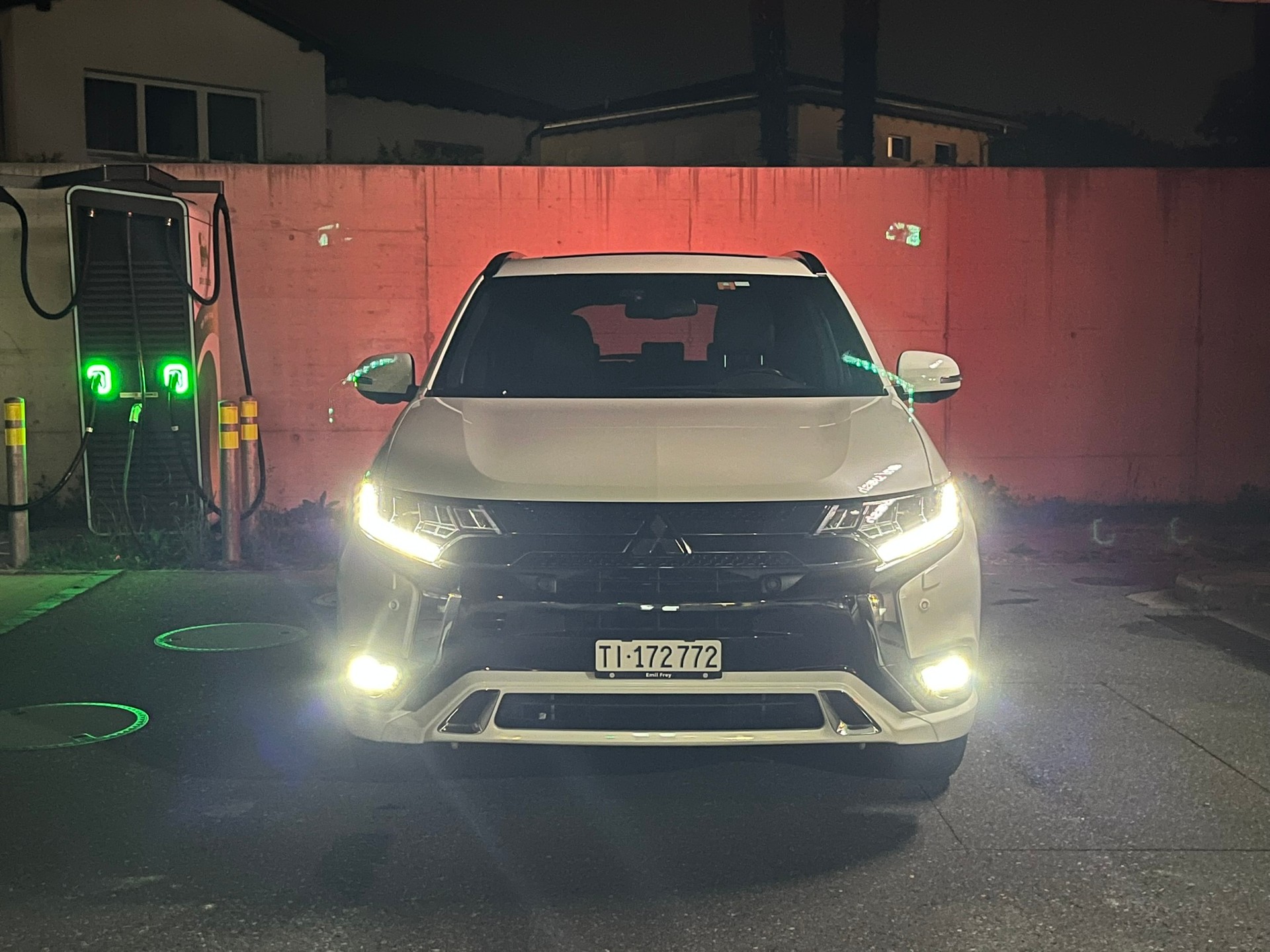 MITSUBISHI Outlander PHEV Diamond S-Edition-image-7