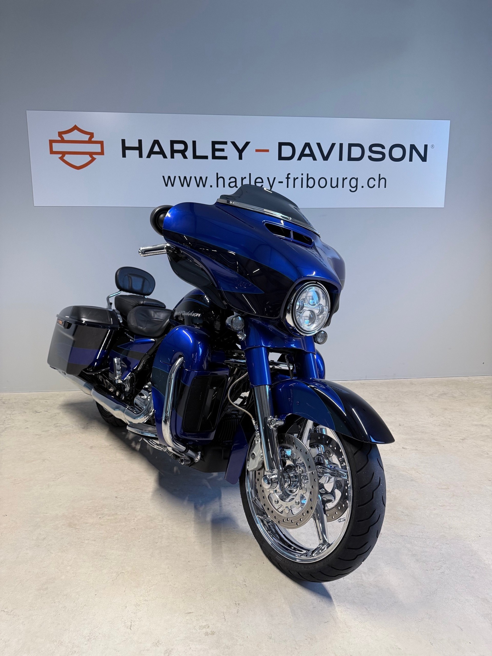 HARLEY-DAVIDSON FLHXSE Street Glide ABS CVO 114-image-1