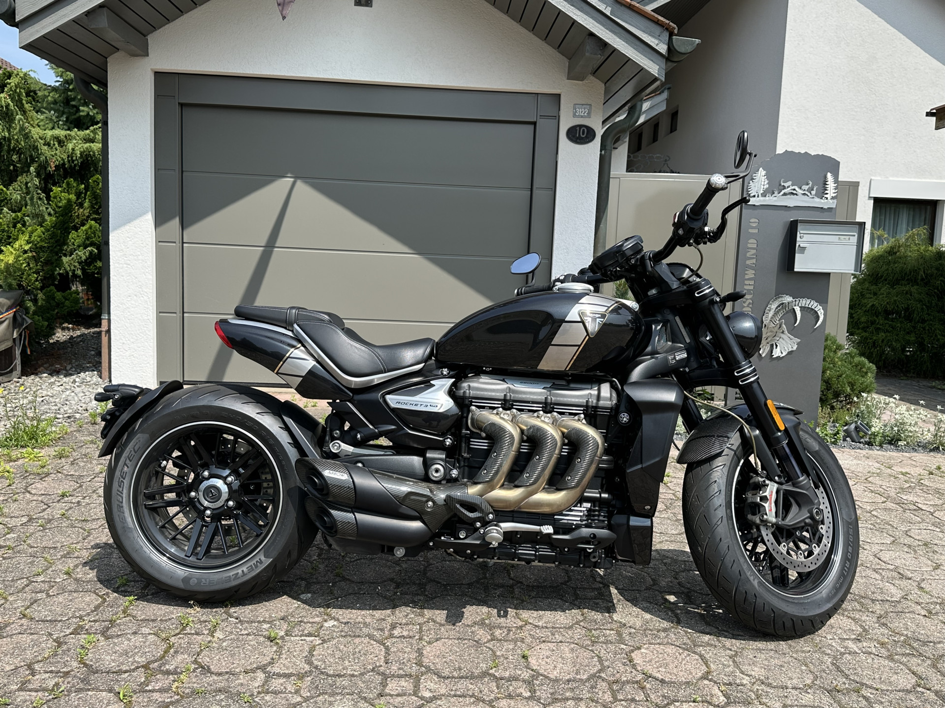 TRIUMPH Rocket 3 TFC-image-3