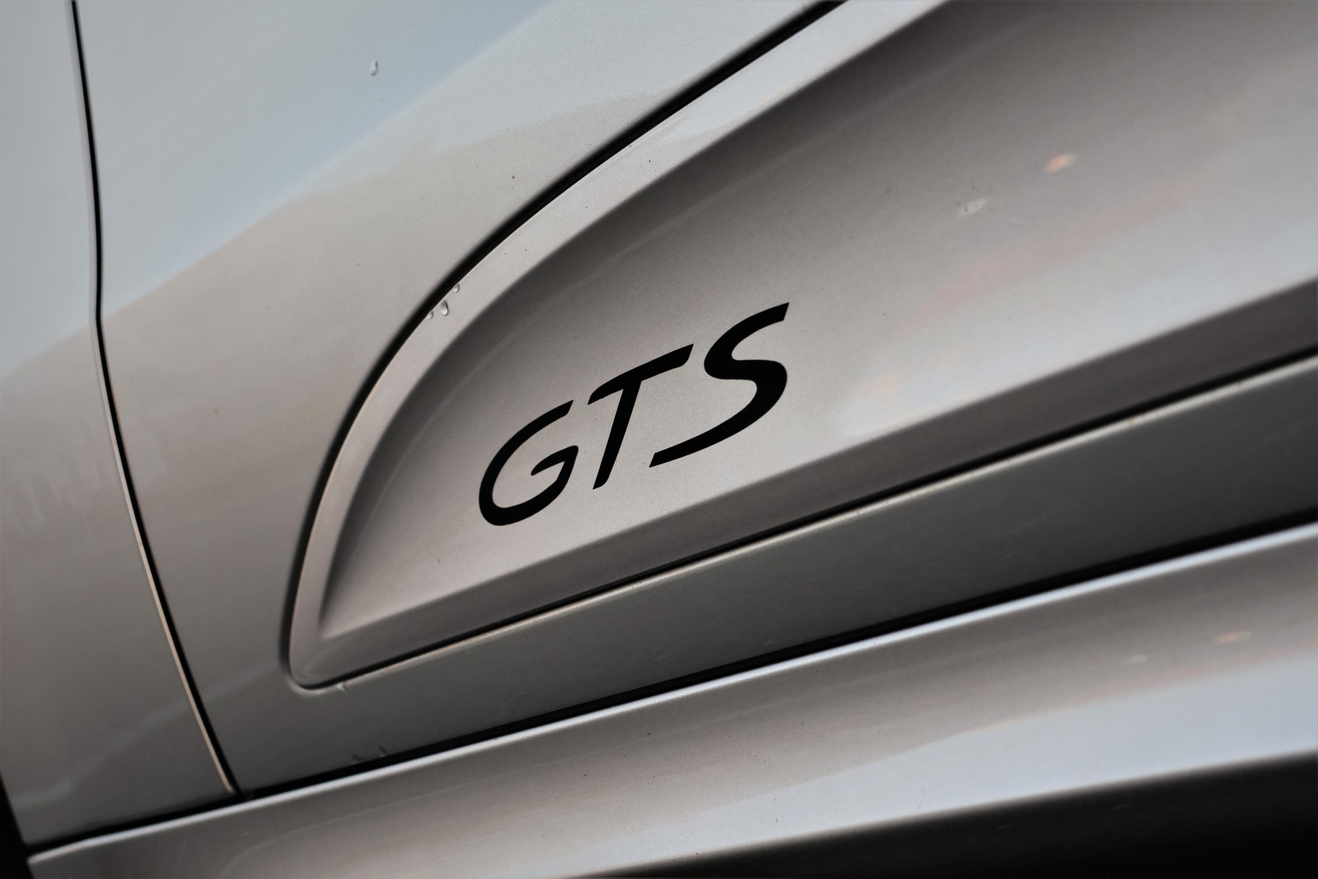 PORSCHE Macan GTS PDK (CH)-image-7