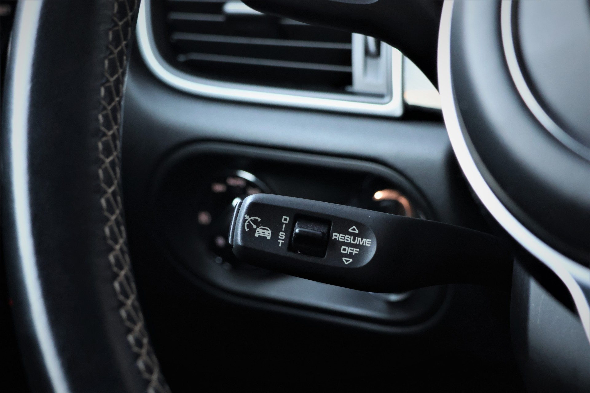 PORSCHE Macan GTS PDK (CH)-image-16