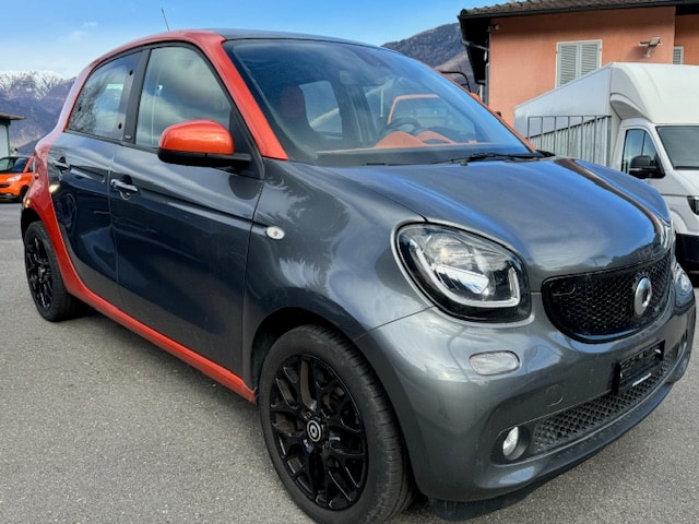 SMART forfour edition # 1