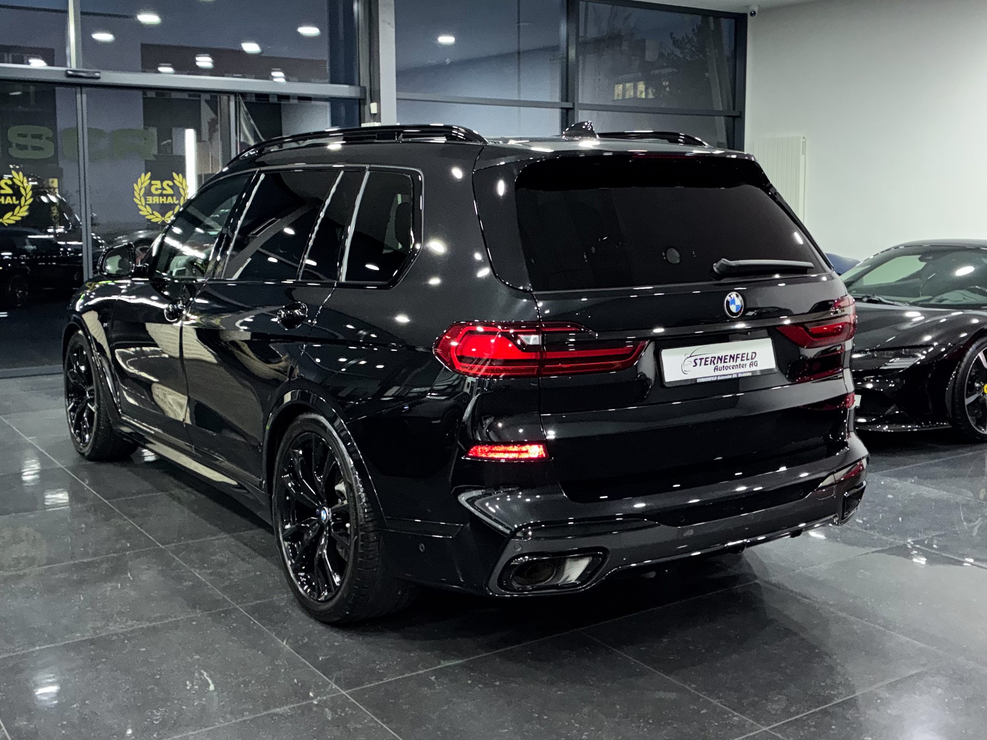 BMW X7 xDrive 30d Steptronic-image-4