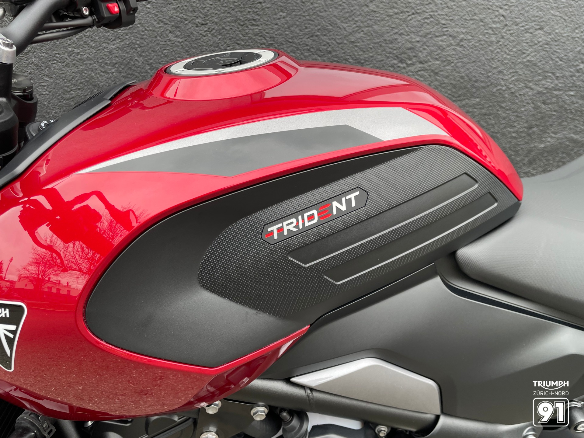 TRIUMPH TRIUMPH TRIDENT 800-image-5