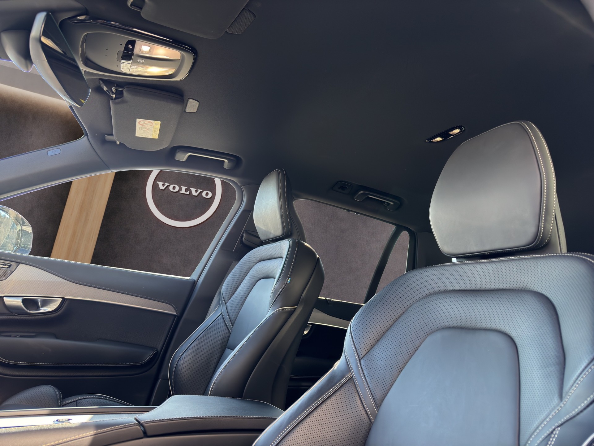 VOLVO XC90 2.0 T8 TE Plus Dark 7P. eAWD-image-15