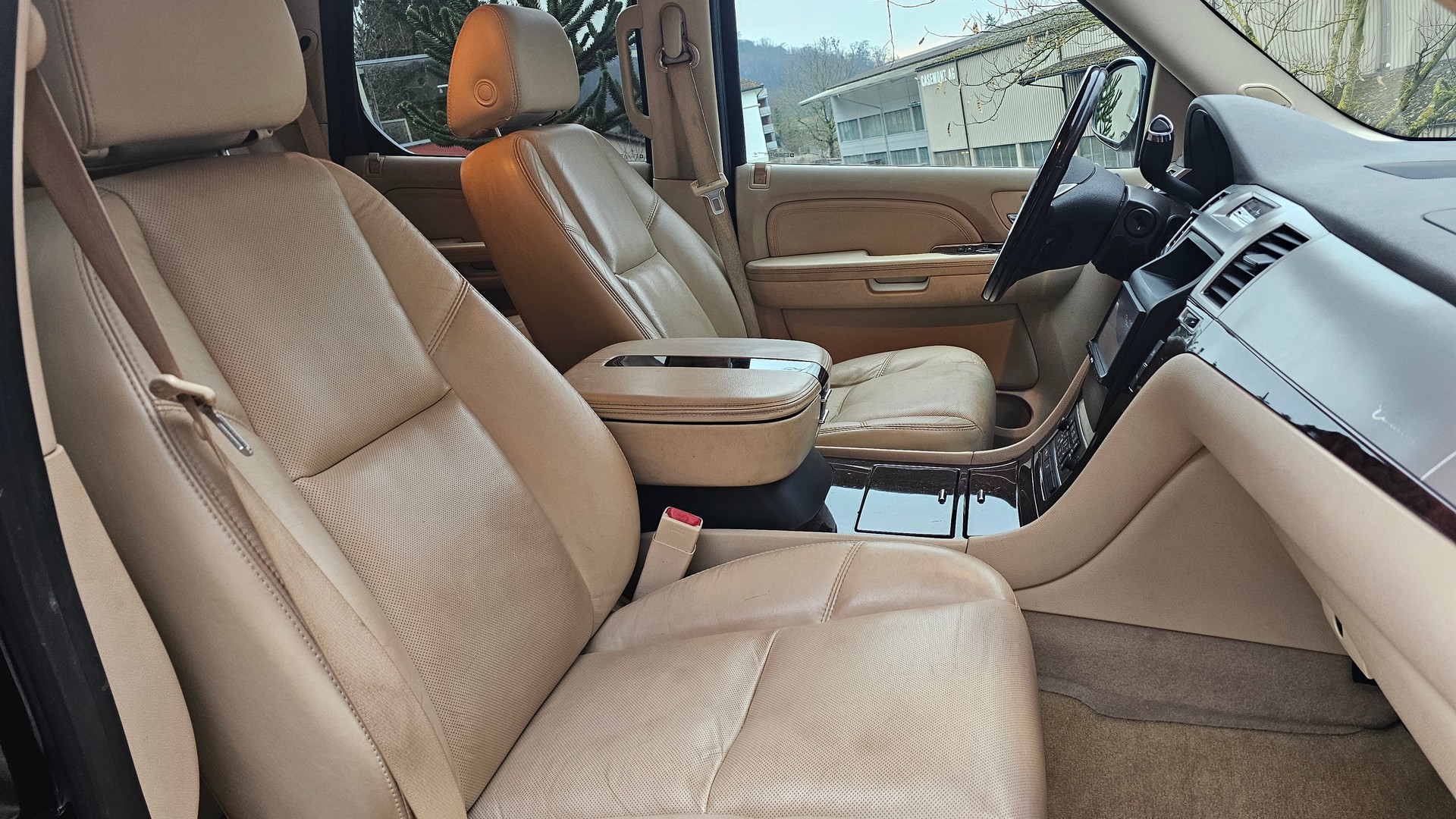 CADILLAC Escalade 6.2 Sport Luxury-image-8