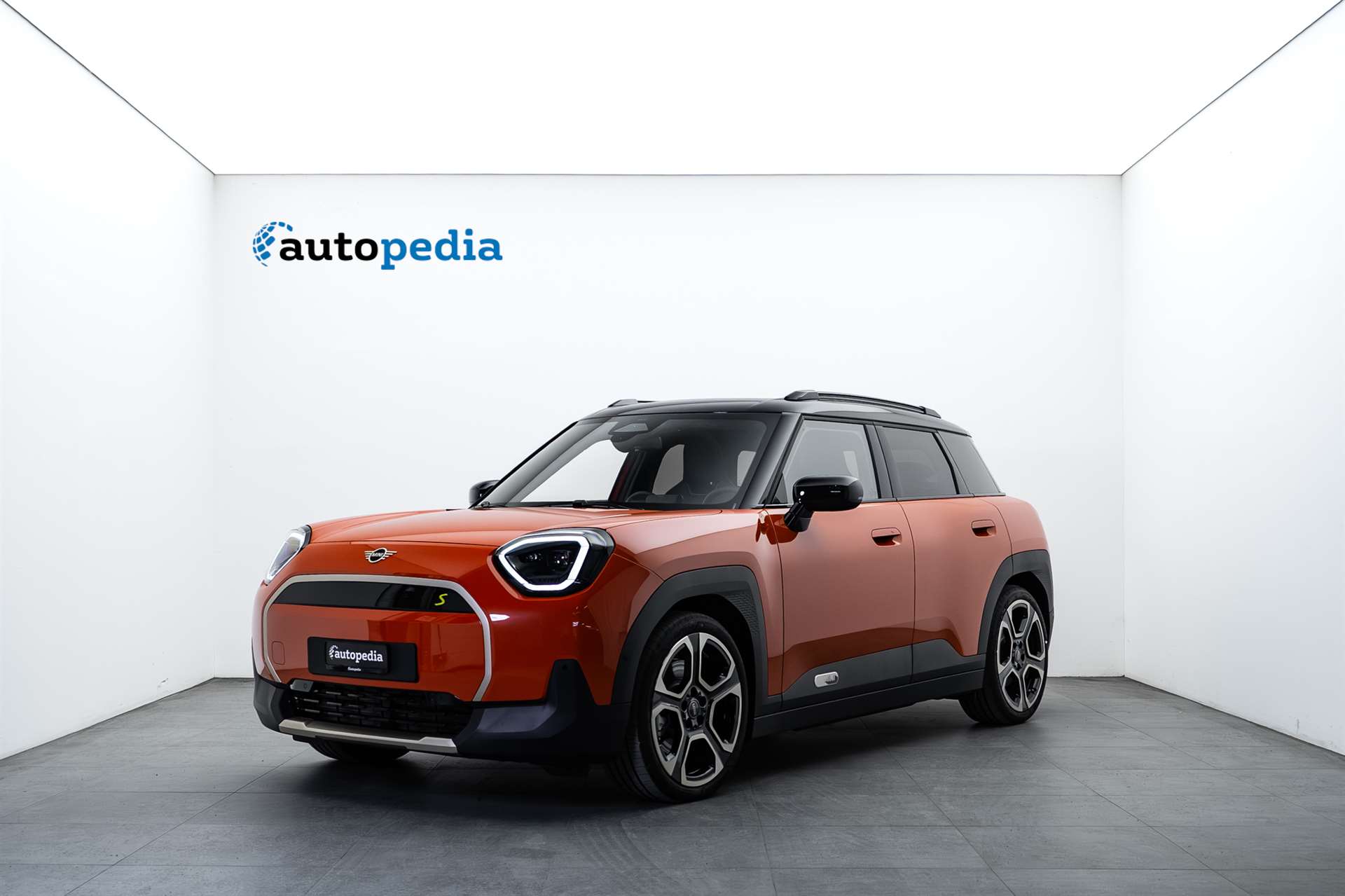 MINI Aceman SE 49.2kWh 384KM