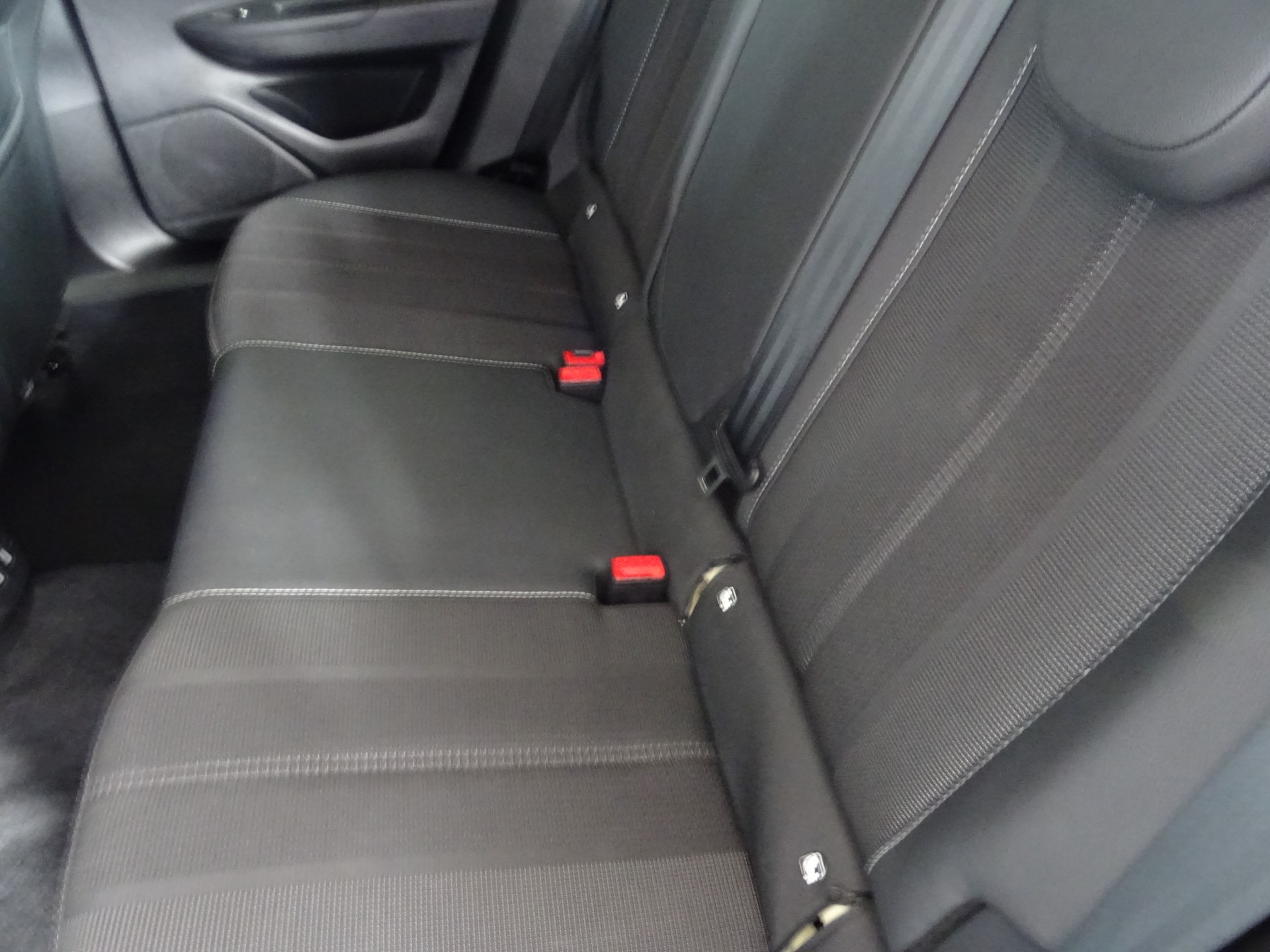 OPEL Mokka 1.2 Direct Injection Turbo GS Aut.-image-8