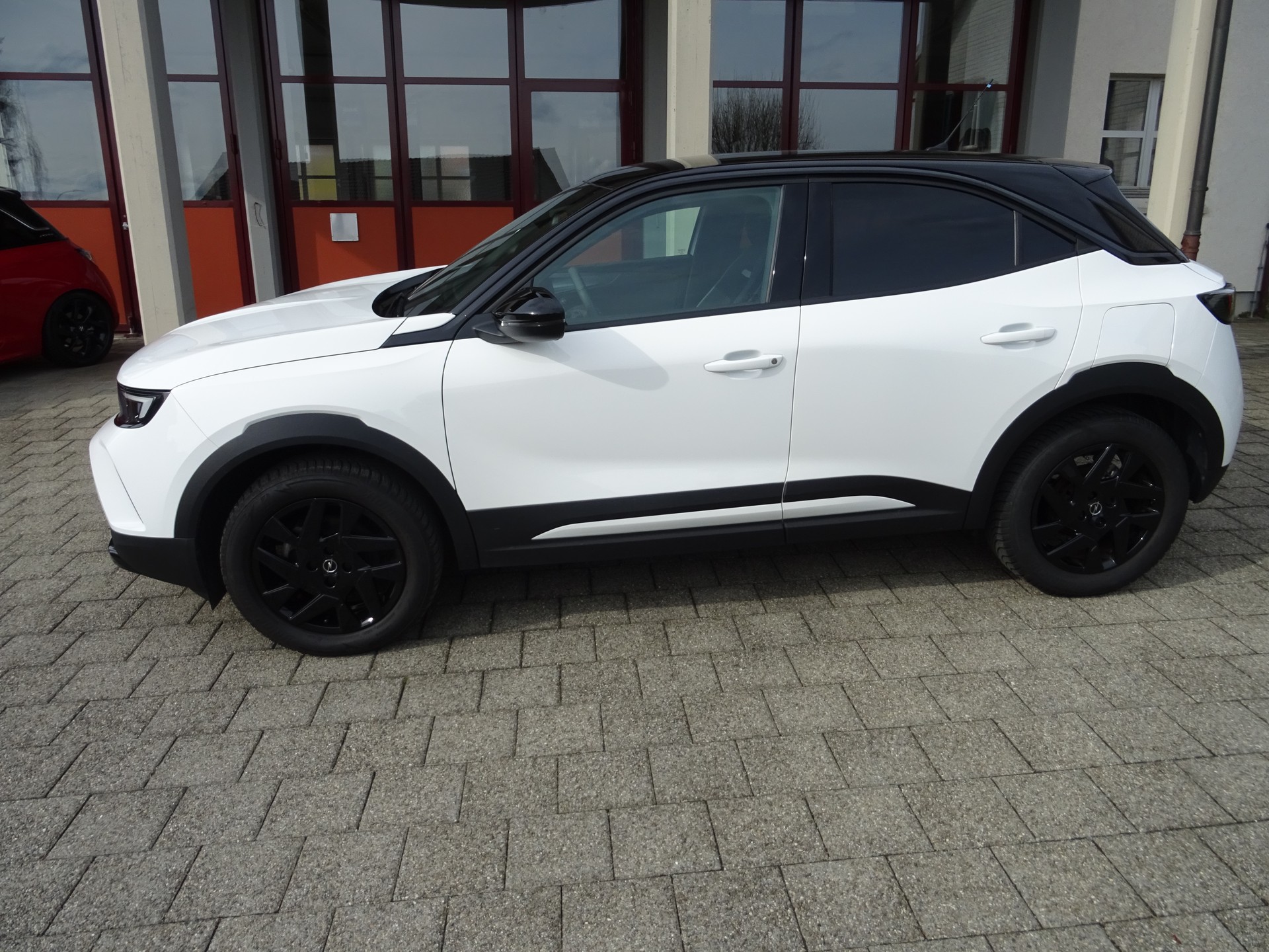 OPEL Mokka 1.2 Direct Injection Turbo GS Aut.-image-3