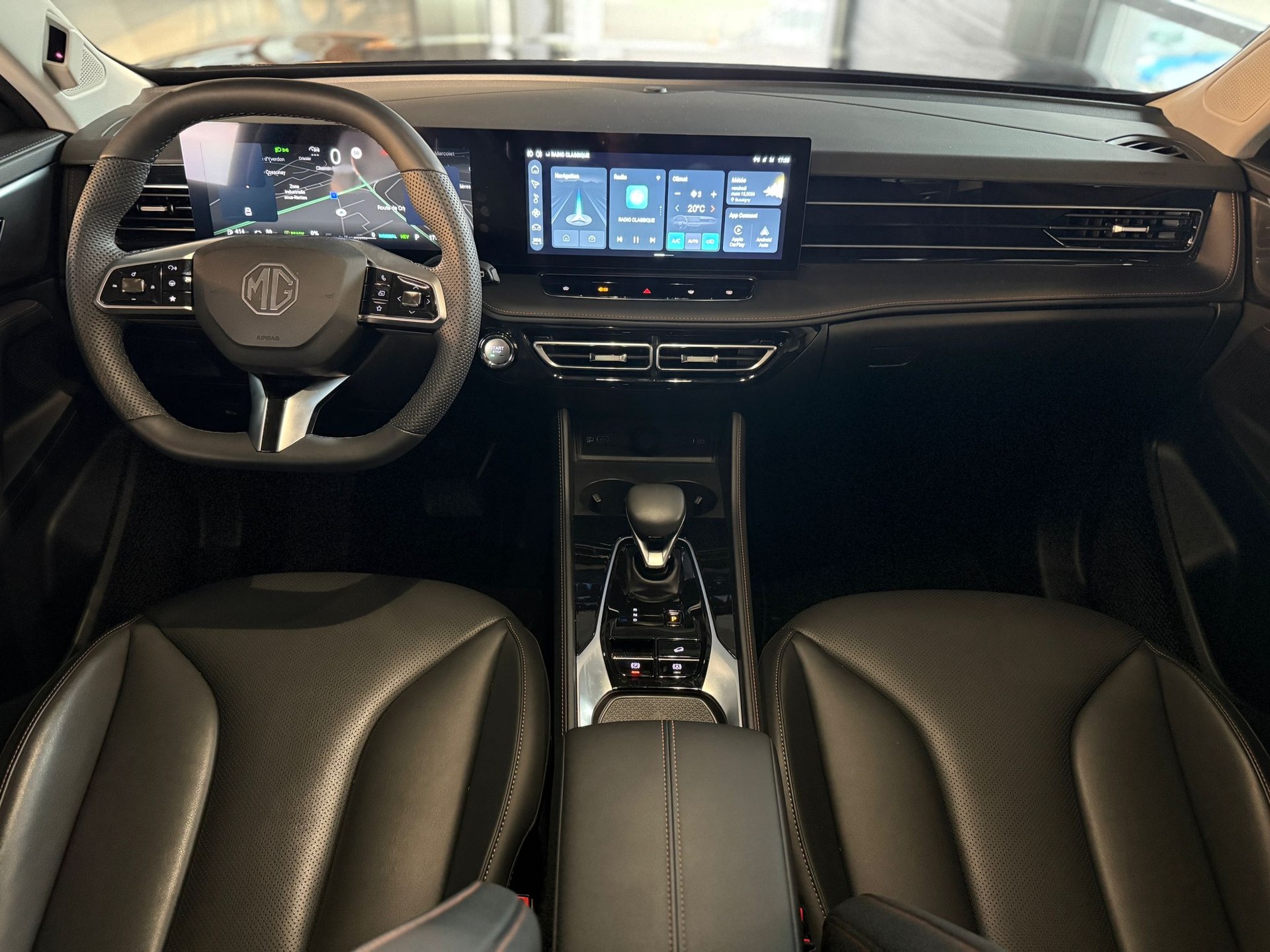 MG HS 1.5 T PHEV Luxury-image-9