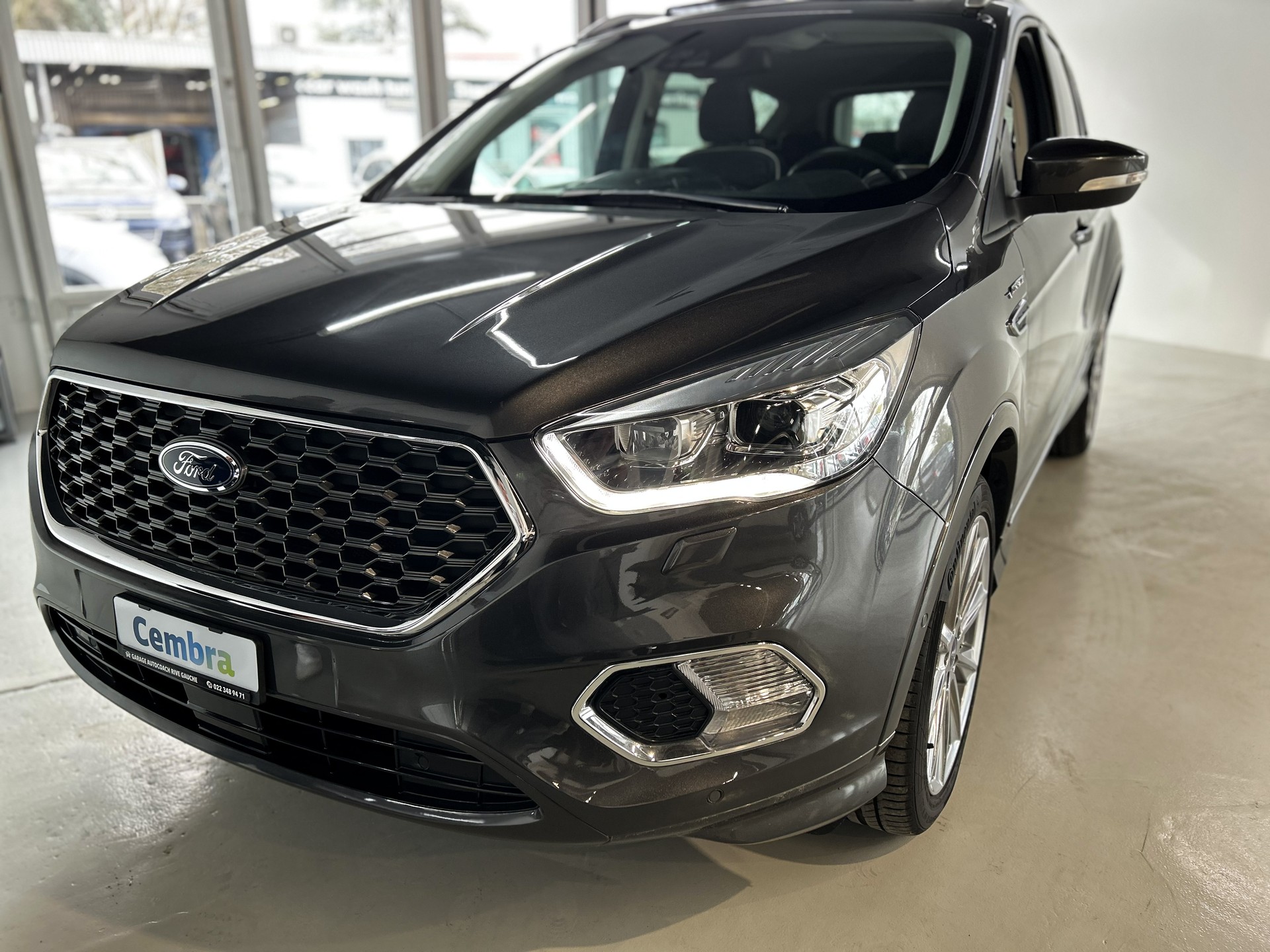 FORD Kuga 1.5 SCTi Vignale 4WD Automatic-image-4