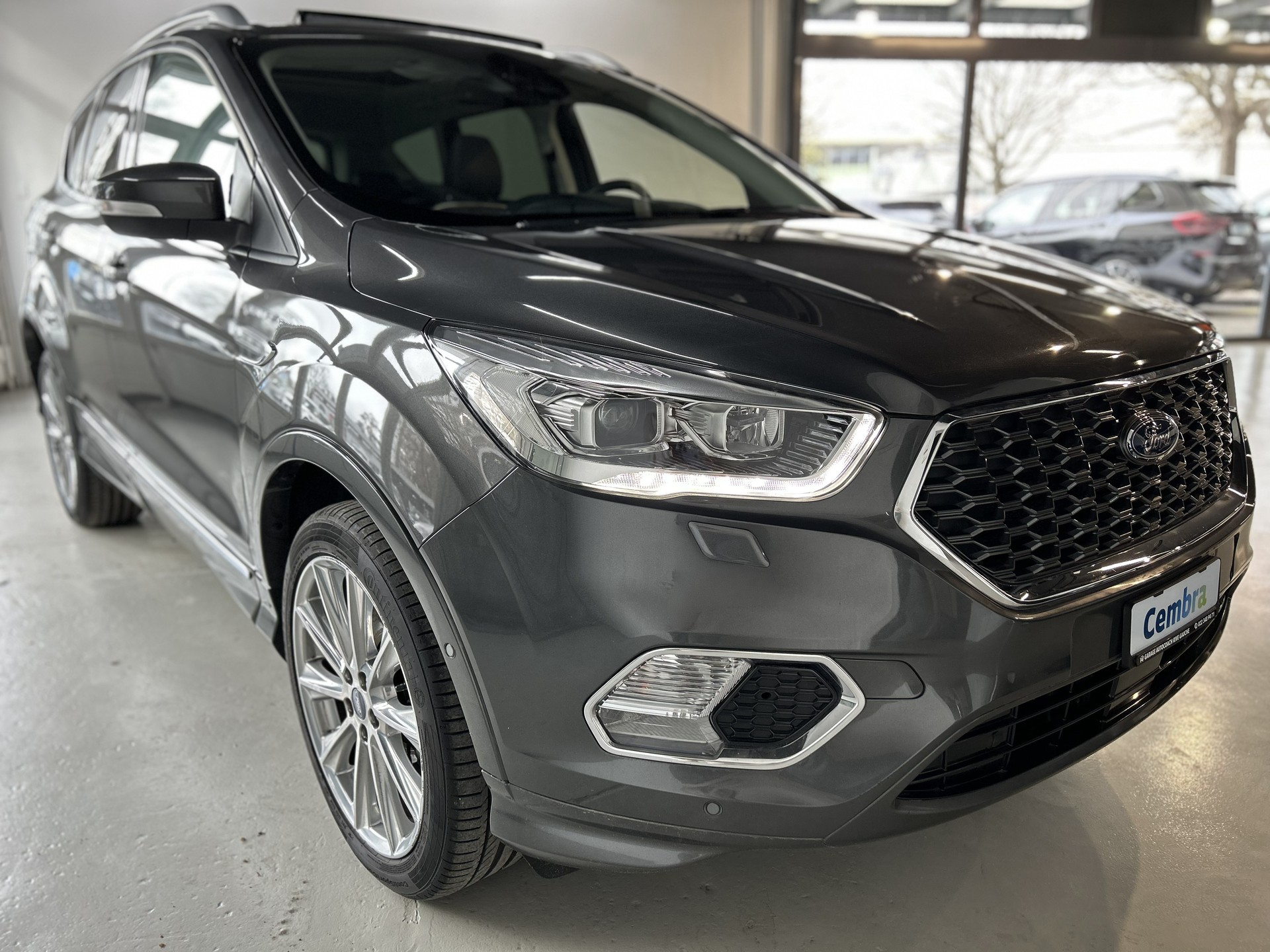 FORD Kuga 1.5 SCTi Vignale 4WD Automatic-showroom-element-1