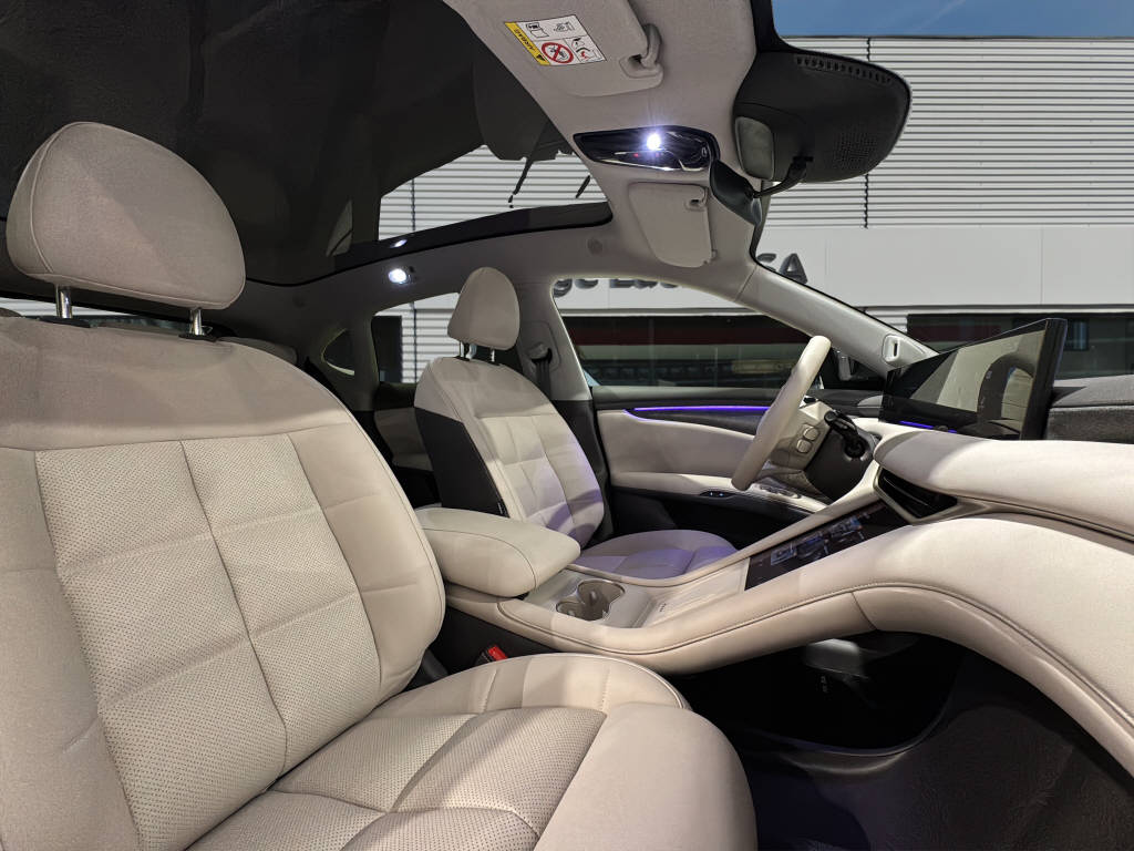 MG IM6 100 kWh Performance 21 4WD 751 ch-image-14