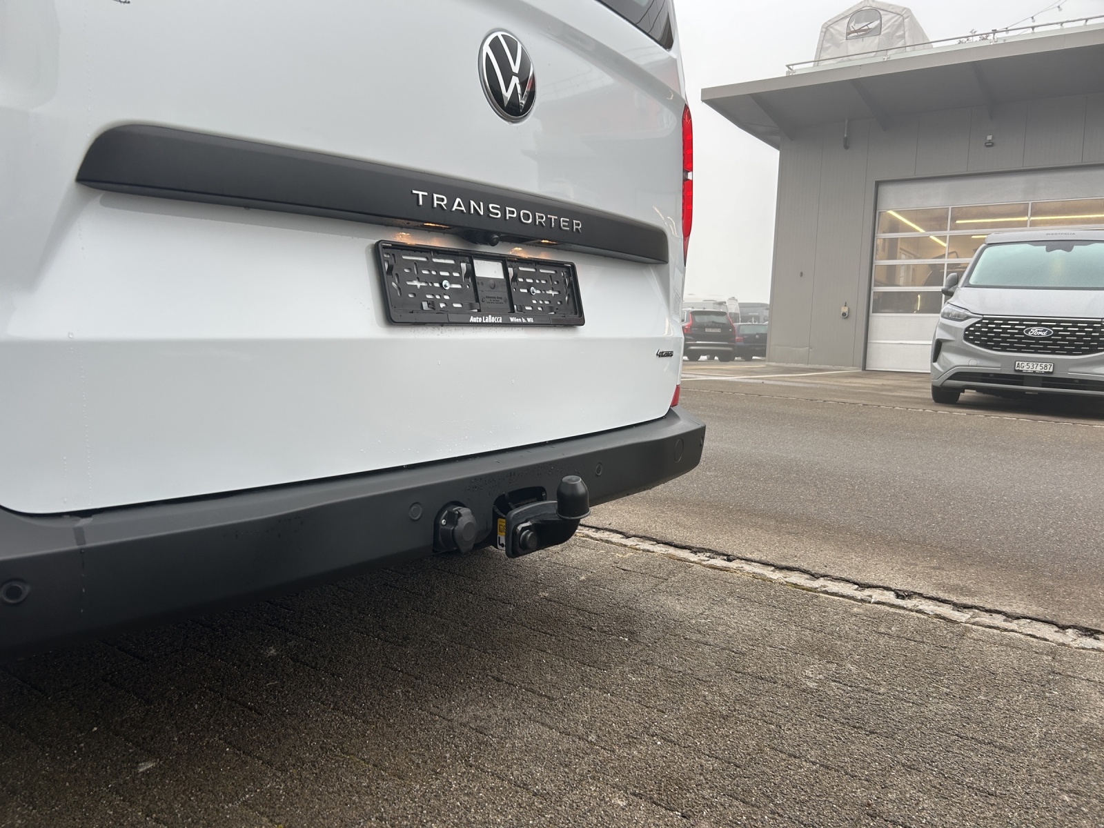 VW Transporter 2.0 TDI Lang Automat * 2-Schiebetüren * Heckklappe *-image-18