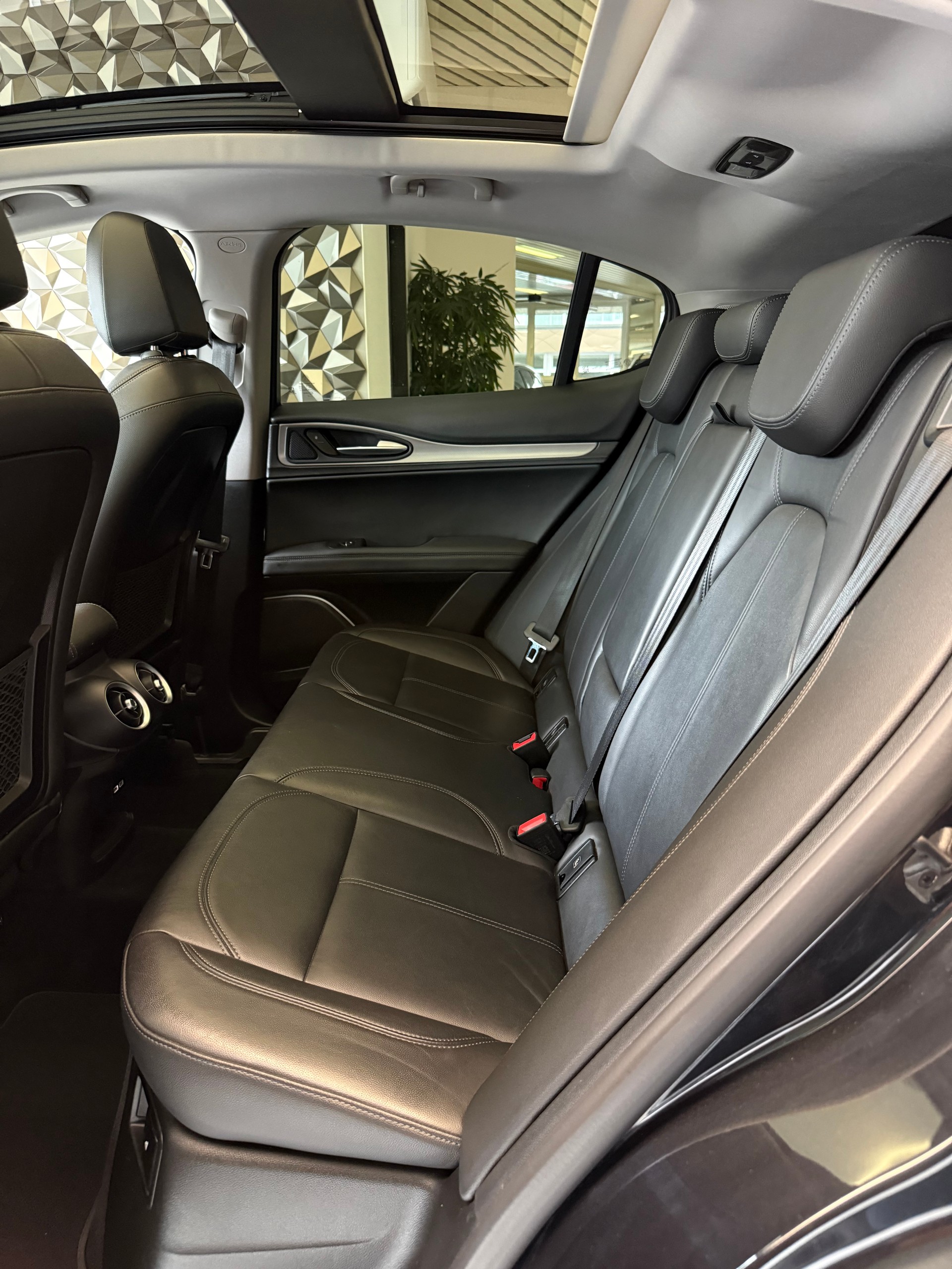 ALFA ROMEO Stelvio 2.0 Super Q4 Automatic-image-9