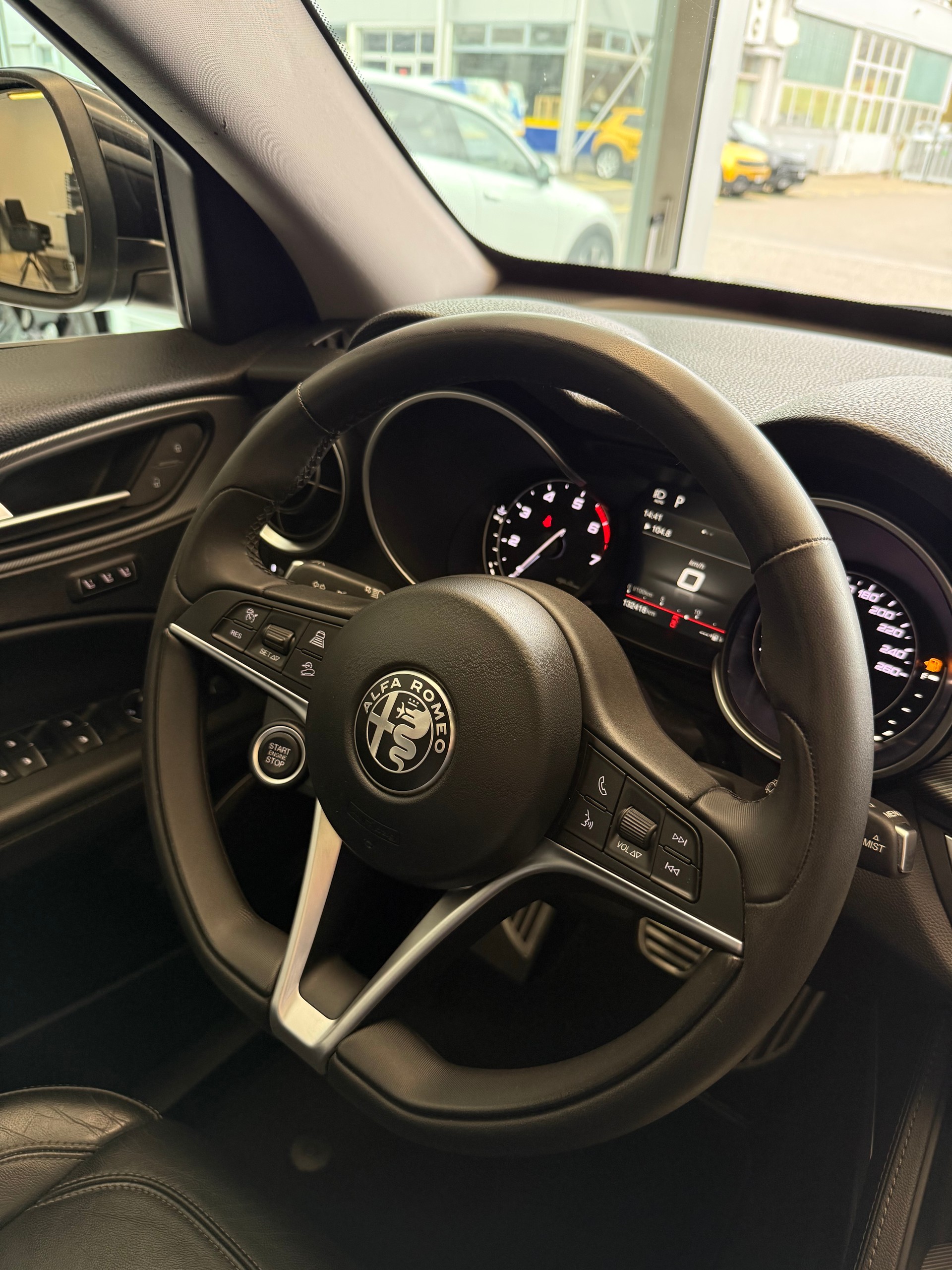 ALFA ROMEO Stelvio 2.0 Super Q4 Automatic-image-16